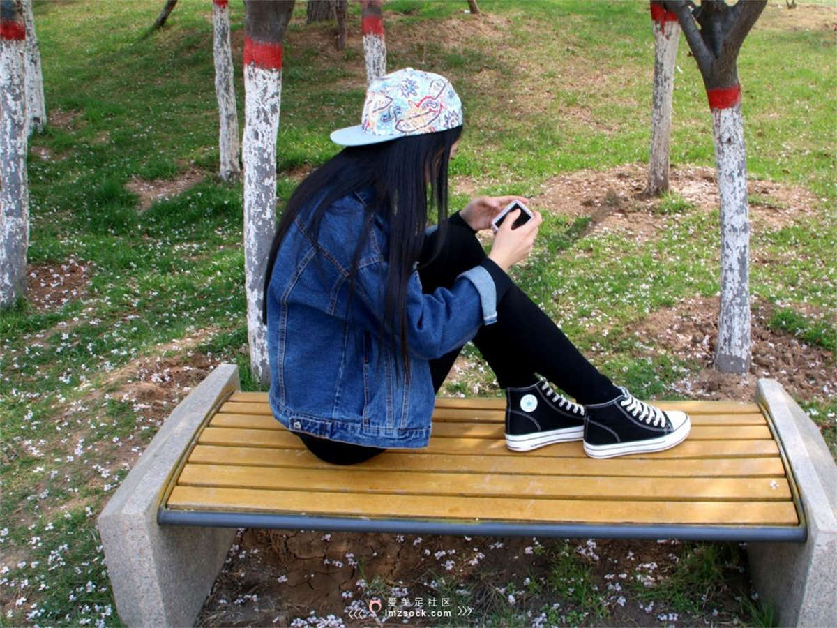 MZSOCK-2018 No.268 棒球帽小姐姐帆布鞋棉袜裸足 【第二季】-日更街拍
