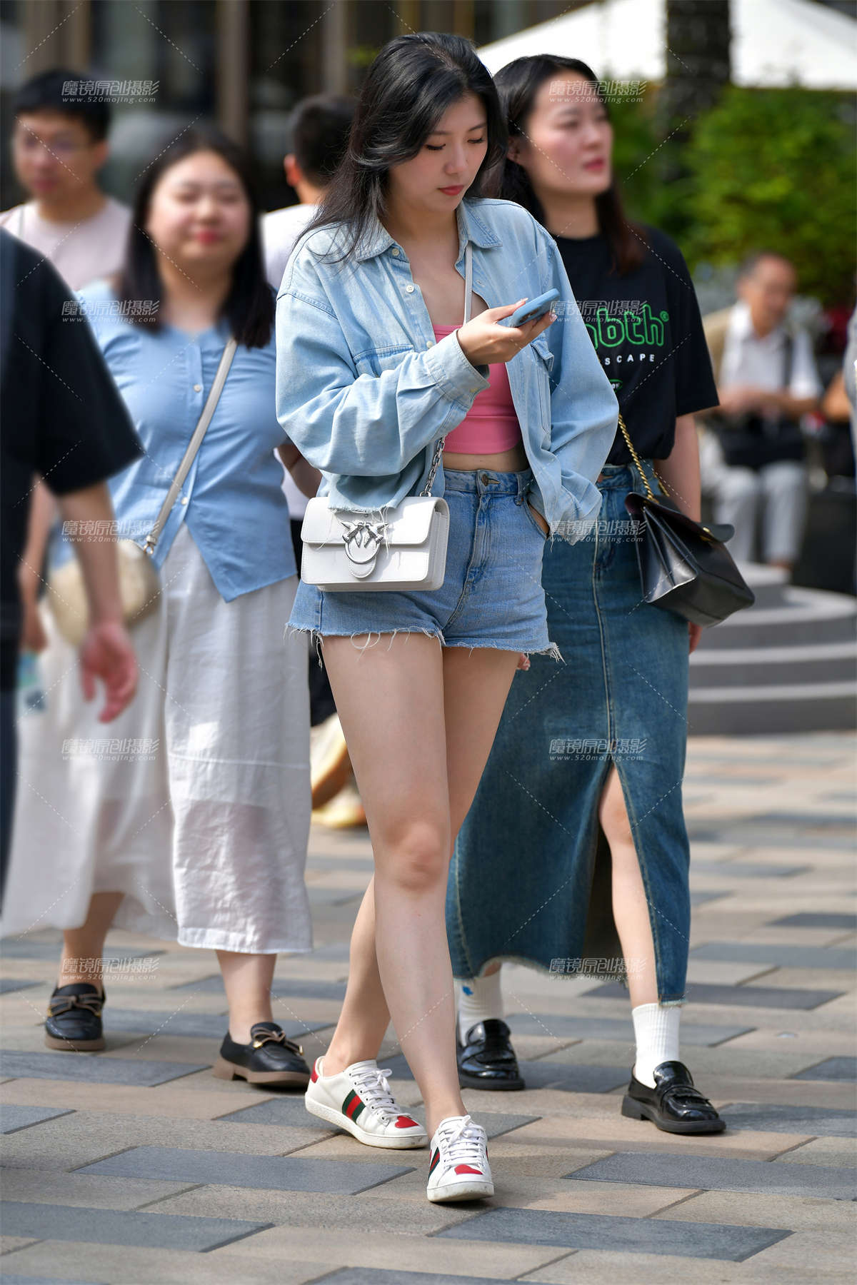 图片[2]-★牛仔热裤素颜美女-日更街拍