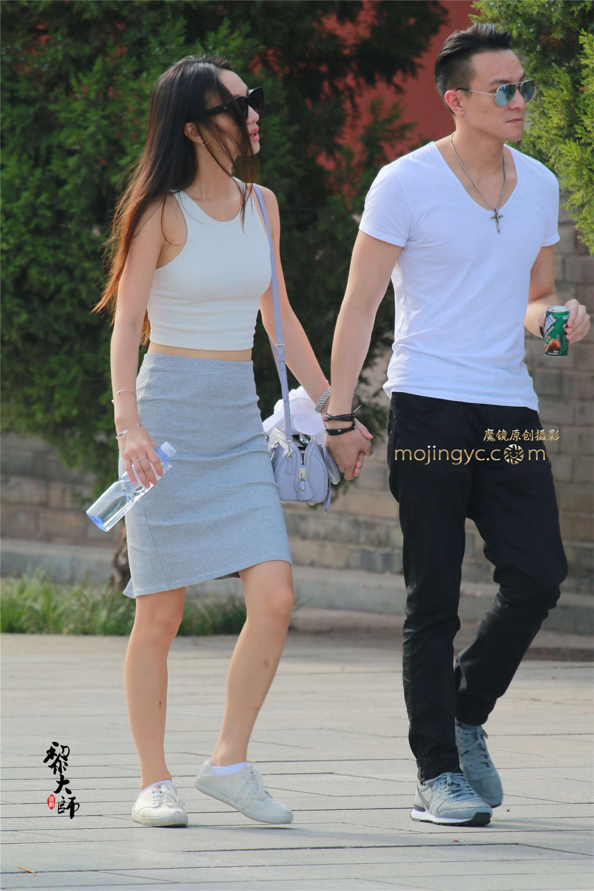 图片[2]-美女你身材好，也不至于跑这么快吧！-日更街拍