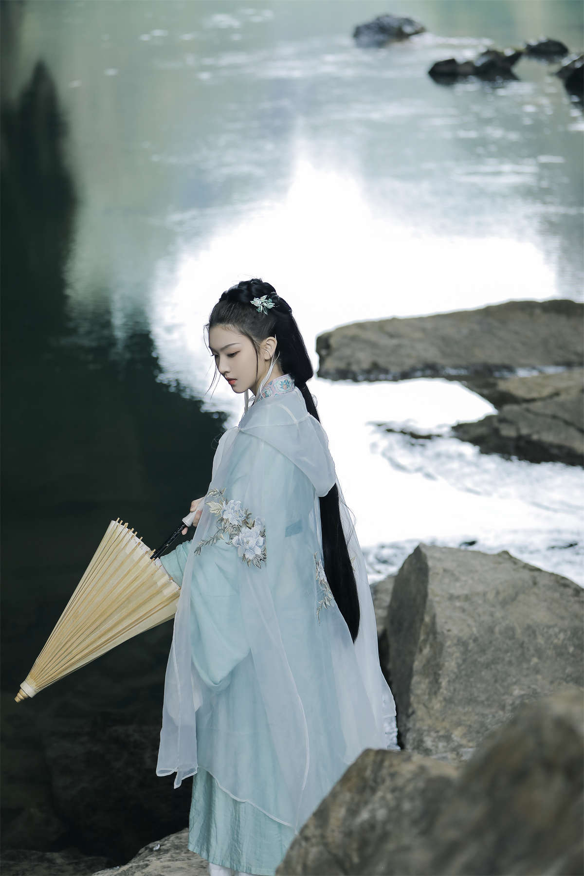 YITUYU艺图语 2022.05.27 浮生若梦 芝芝琪-日更街拍