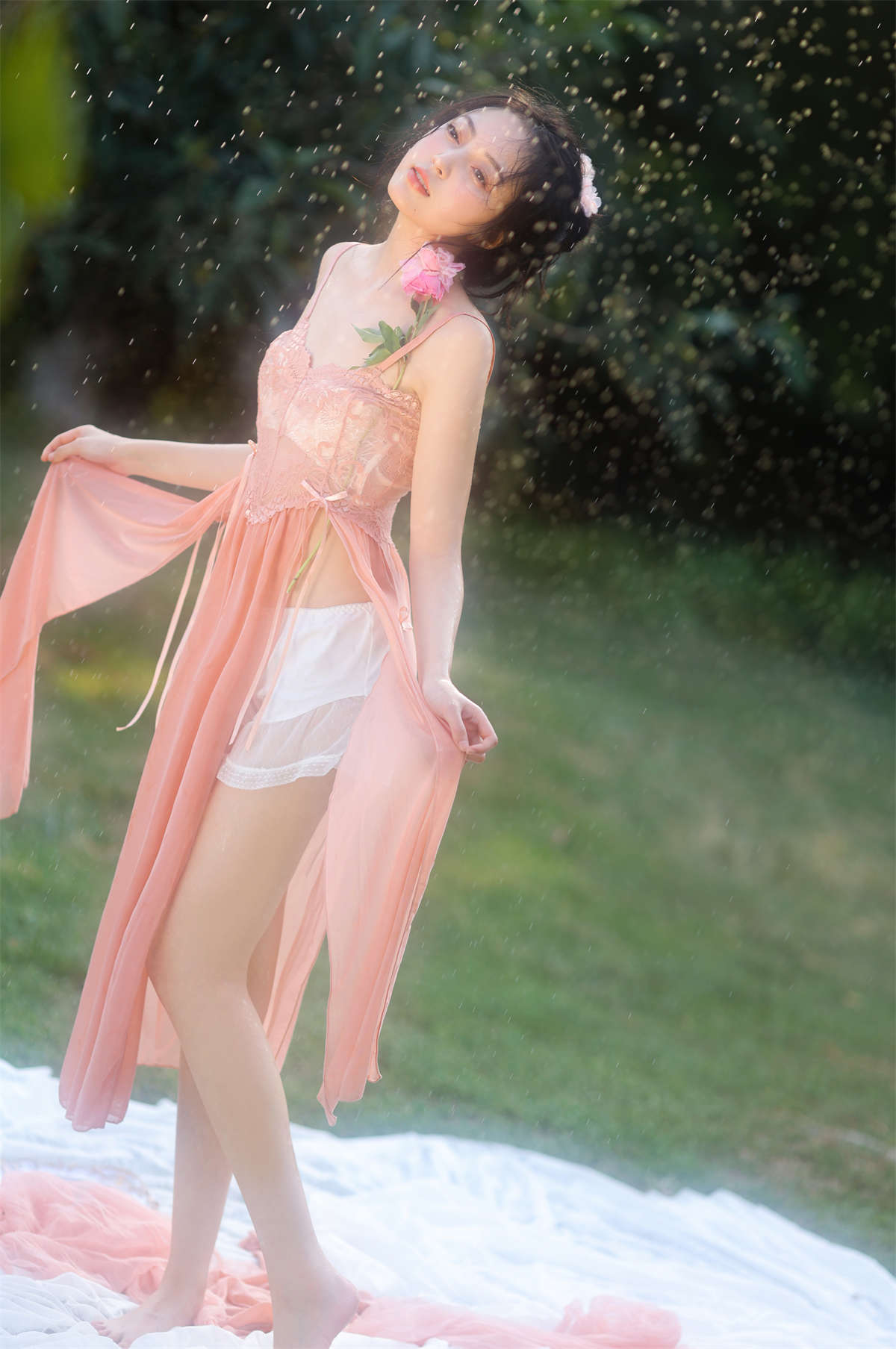 YITUYU艺图语 2022.07.30 听雨 常欣悦cxy-日更街拍