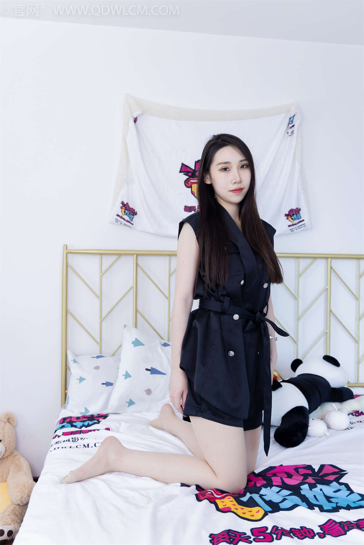 物恋传媒 NO.1599 桑桑-爱情焦虑-日更街拍