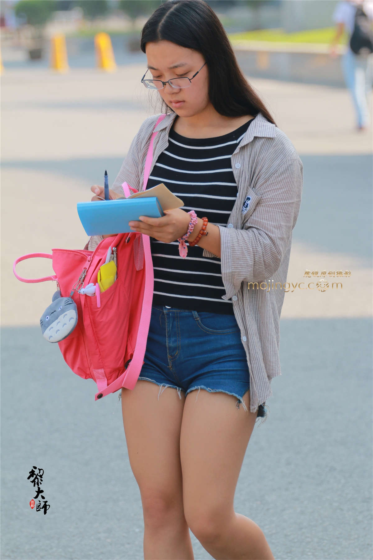 图片[2]-诱惑的紧-日更街拍