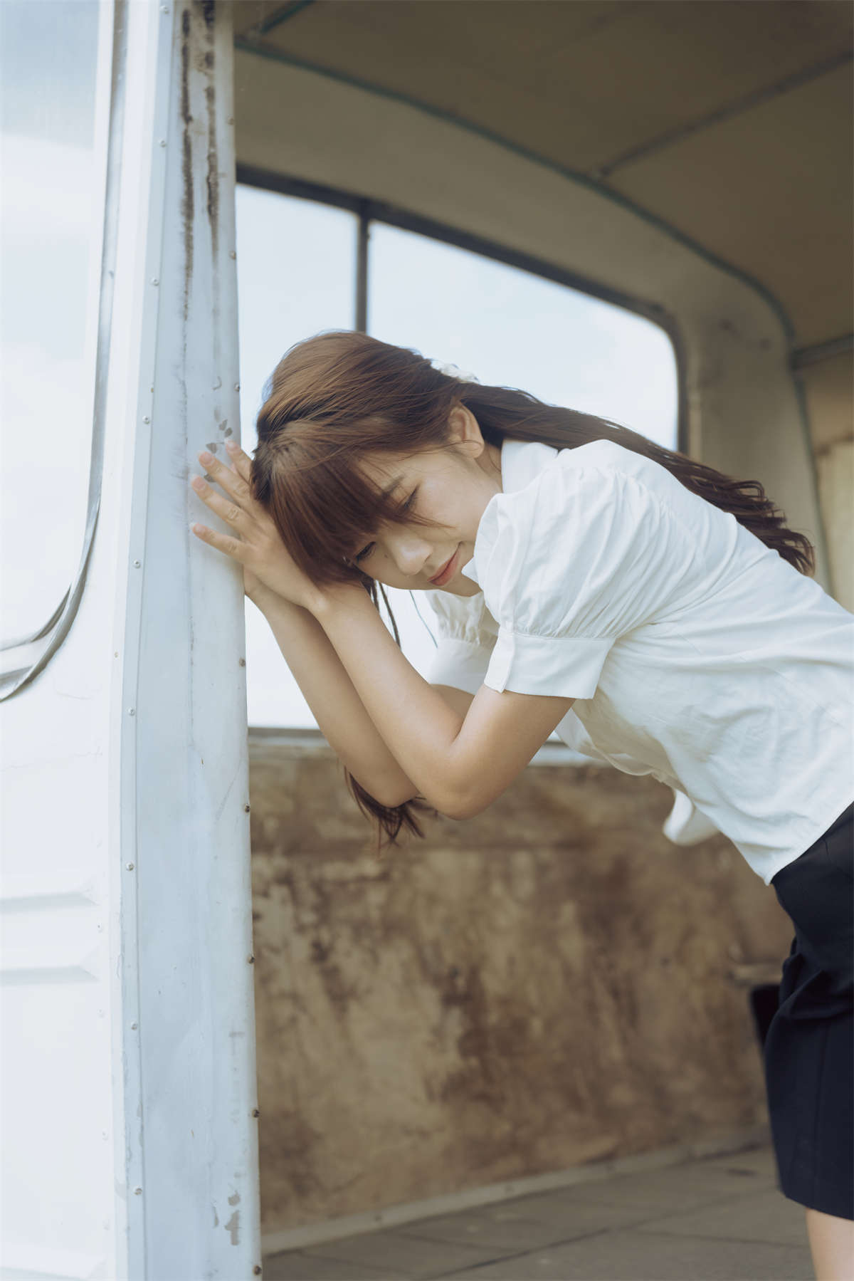 图片[2]-YITUYU艺图语 2022.01.15 中巴车带我回家 落痣_-日更街拍