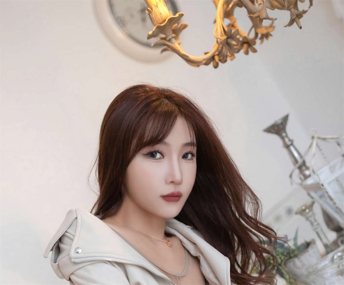 图片[2]-Xiuren秀人网 2024.01.04 No.7914 陆萱萱-日更街拍