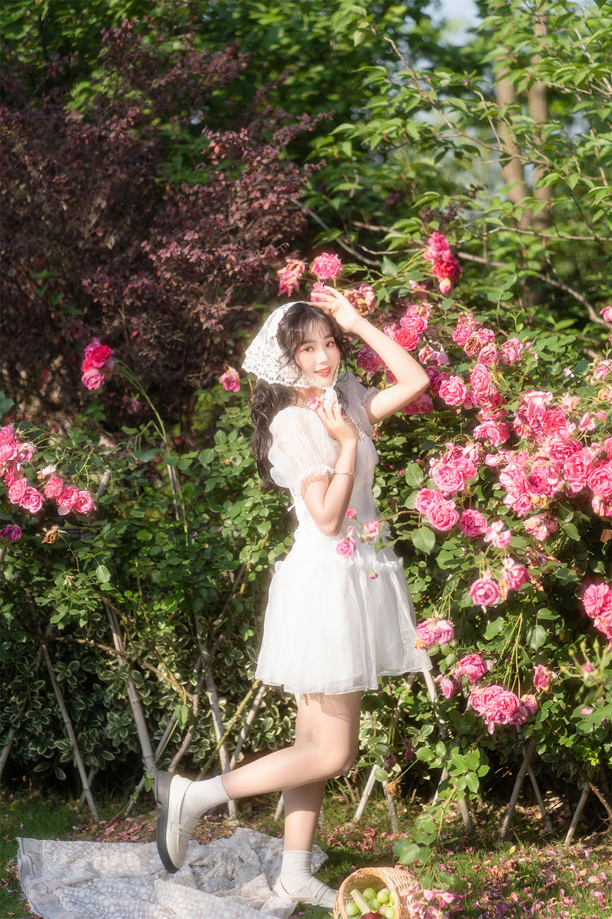 YITUYU艺图语 2023.12.19 沉醉蔷薇花海 小欧O插图1