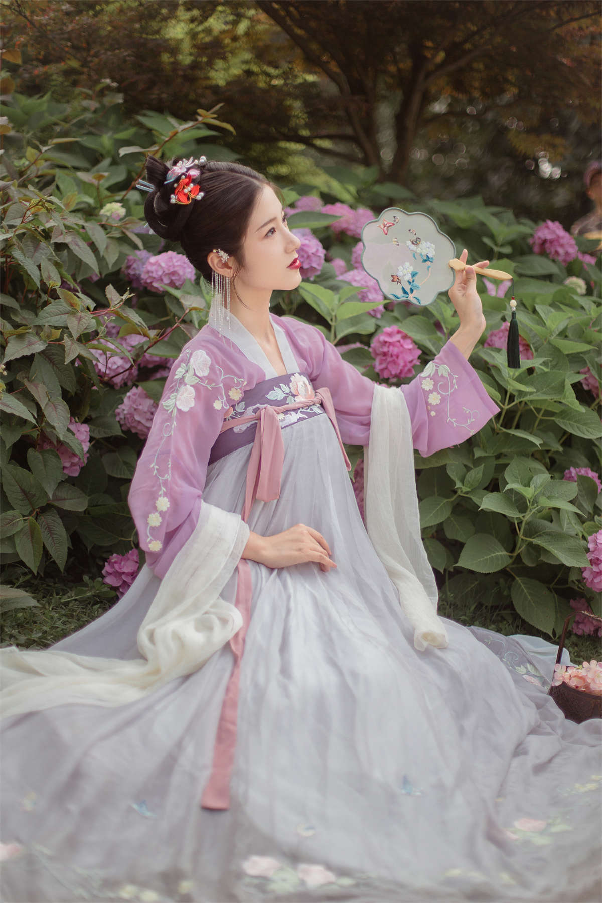 YITUYU艺图语 2022.04.05 十二花神令之八仙花 大仙奶奶-日更街拍