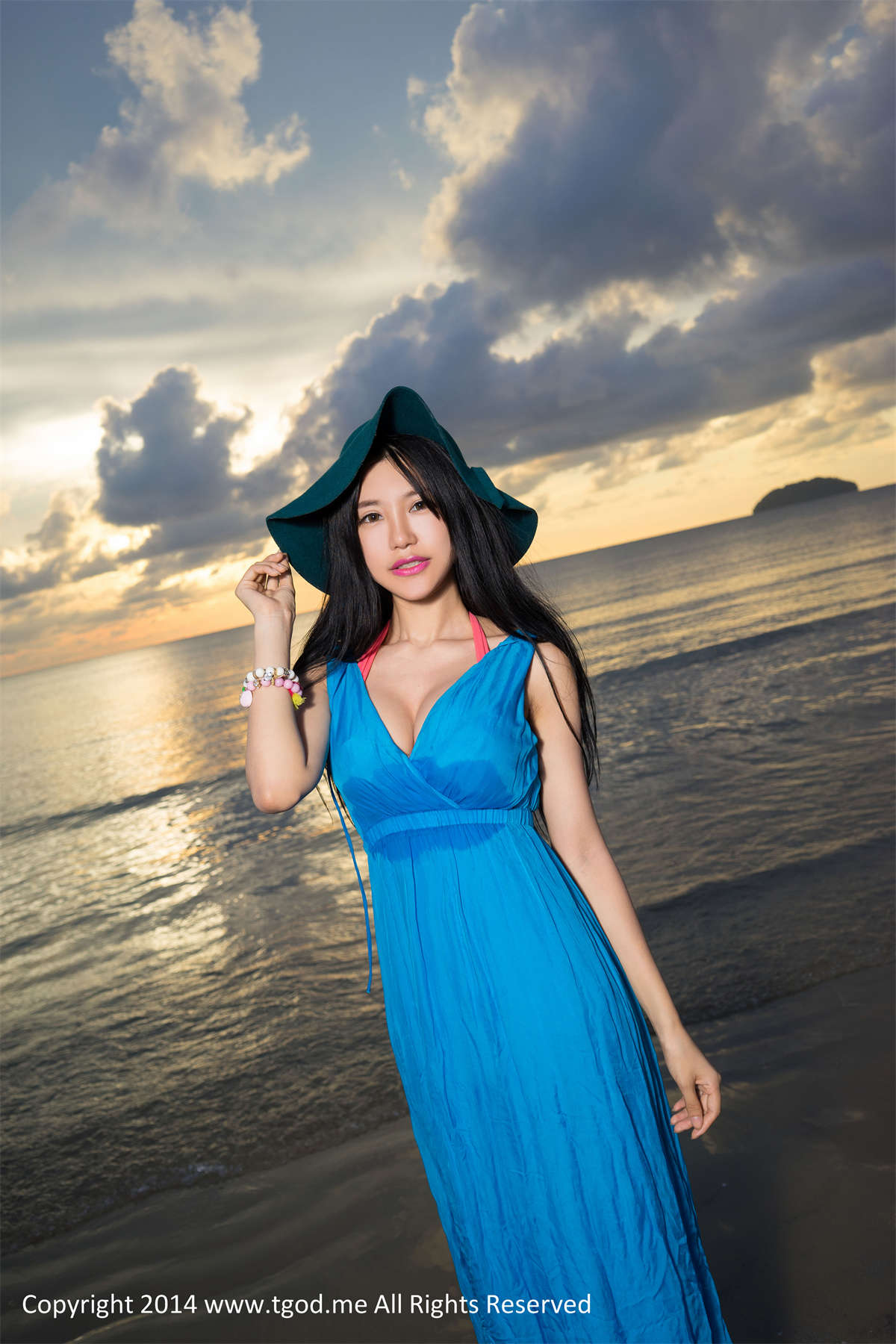 TGOD推女神 2014.12.31 沙滩仙子 绮里嘉Ula 沙巴旅拍第3弹-日更街拍