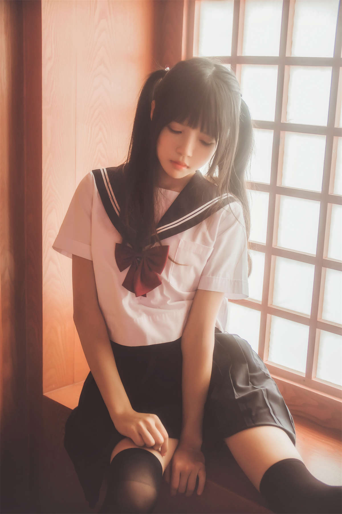 桜桃喵 – 小背心换水手服-日更街拍