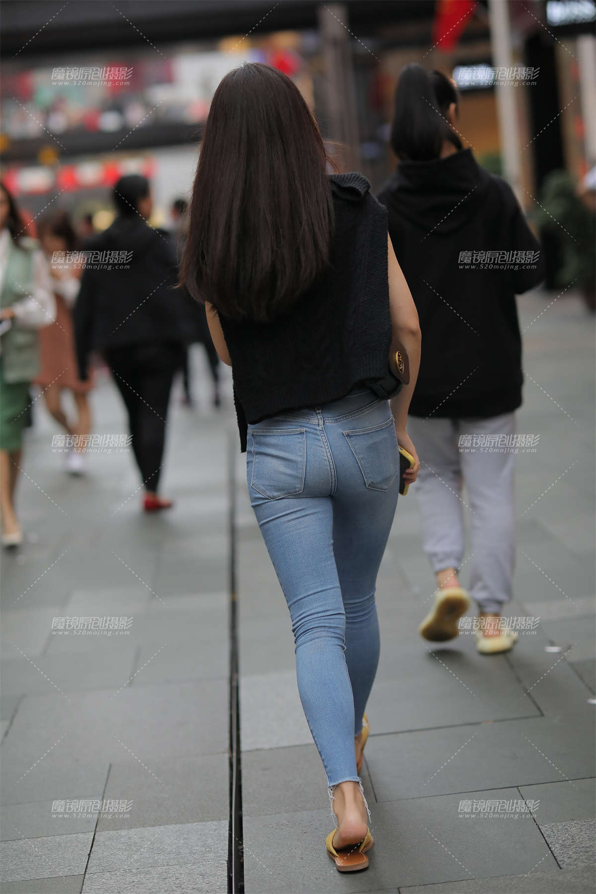 图片[2]-紧身牛仔裤-日更街拍
