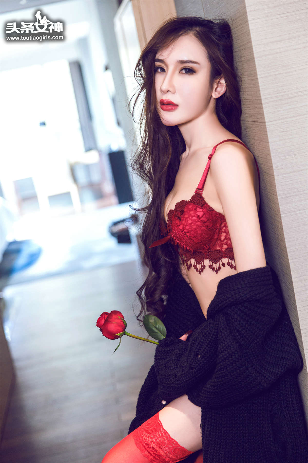 TouTiao头条女神 2017.03.08 瓦娅 花漾女神三八女神节倾情奉献插图1