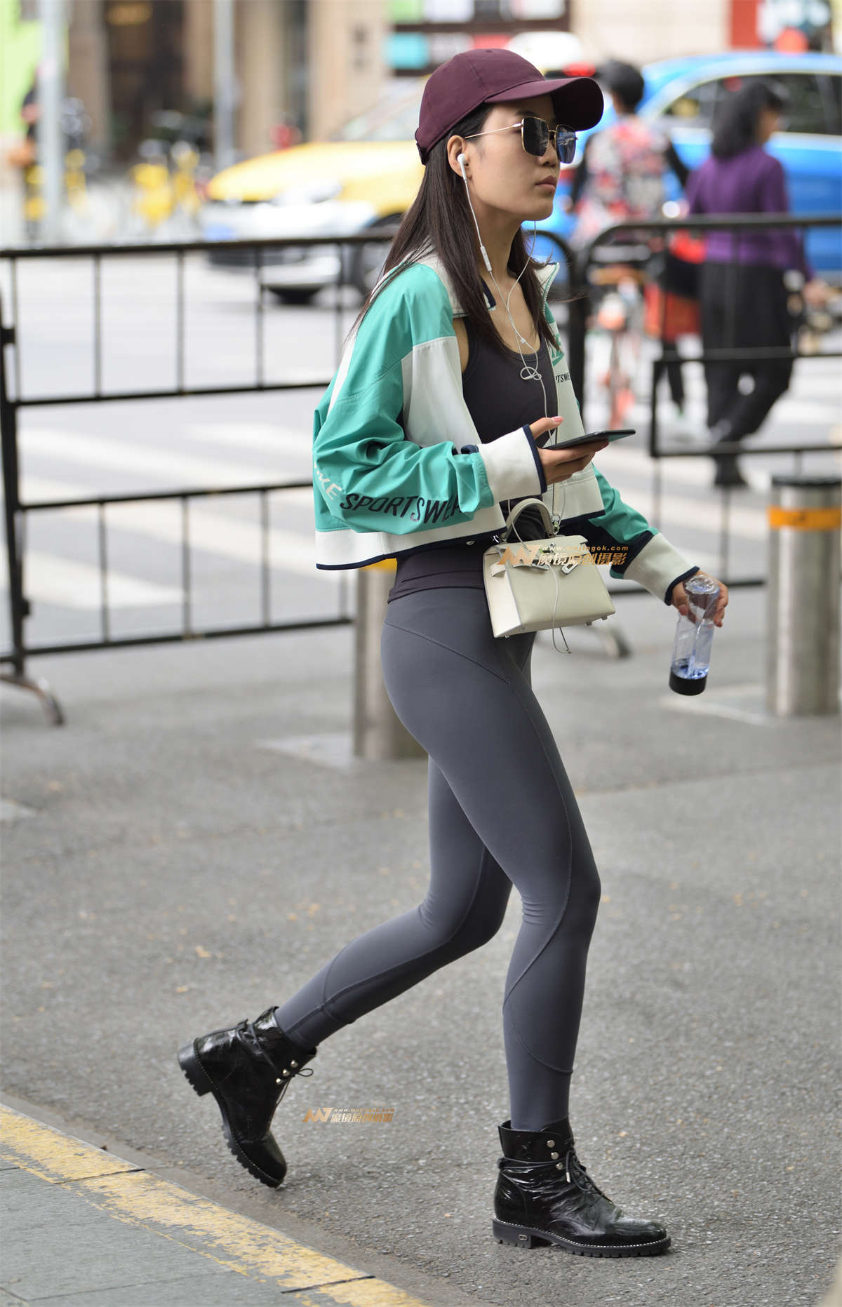 图片[2]-紧身运动裤-日更街拍