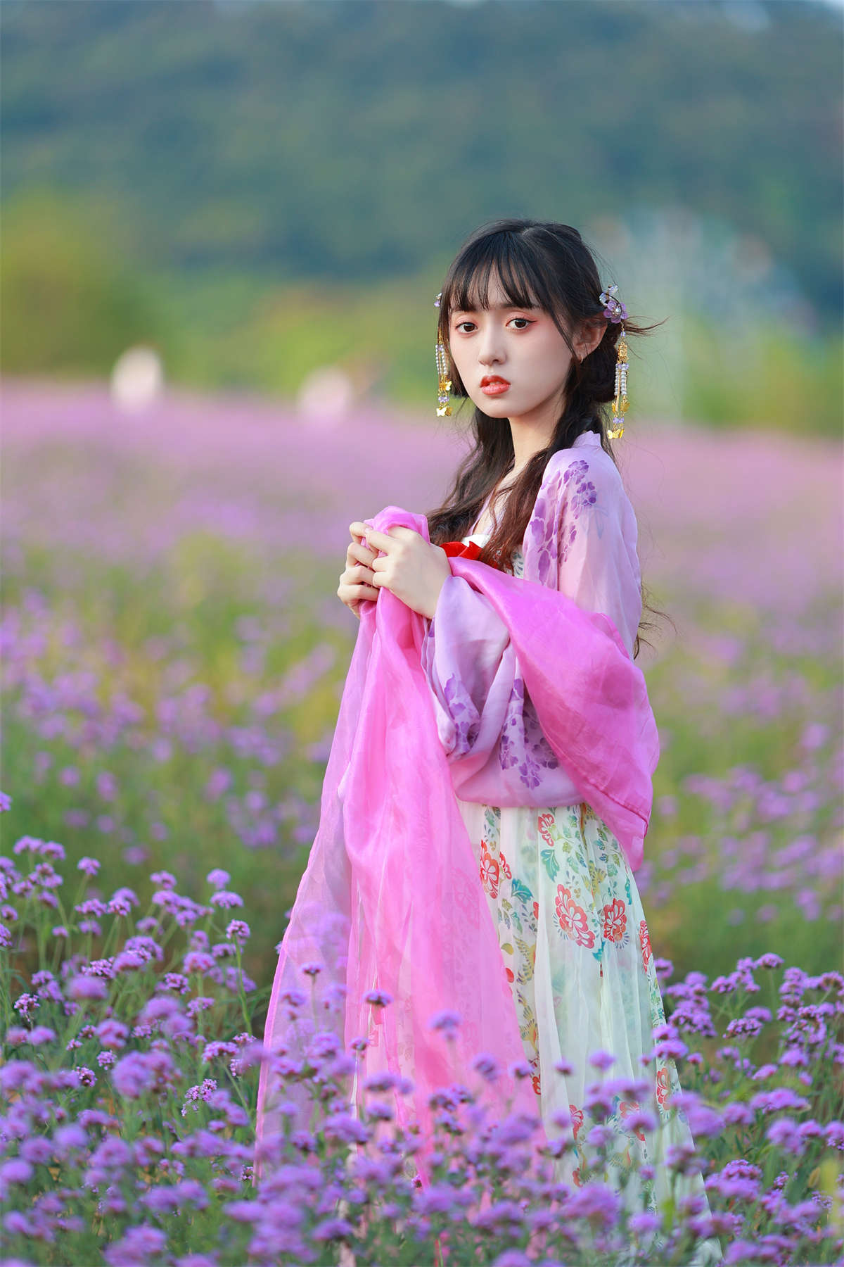 YITUYU艺图语 2023.08.19 薰衣草少女 锘锘吃糯米-日更街拍