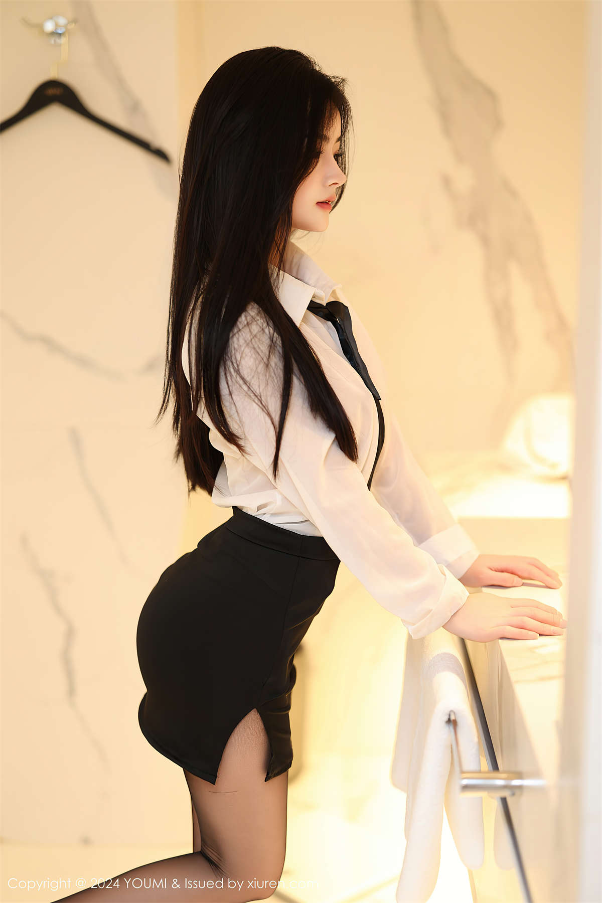 图片[2]-YouMi尤蜜荟 2024.04.12 Vol.1050 谭小灵-日更街拍