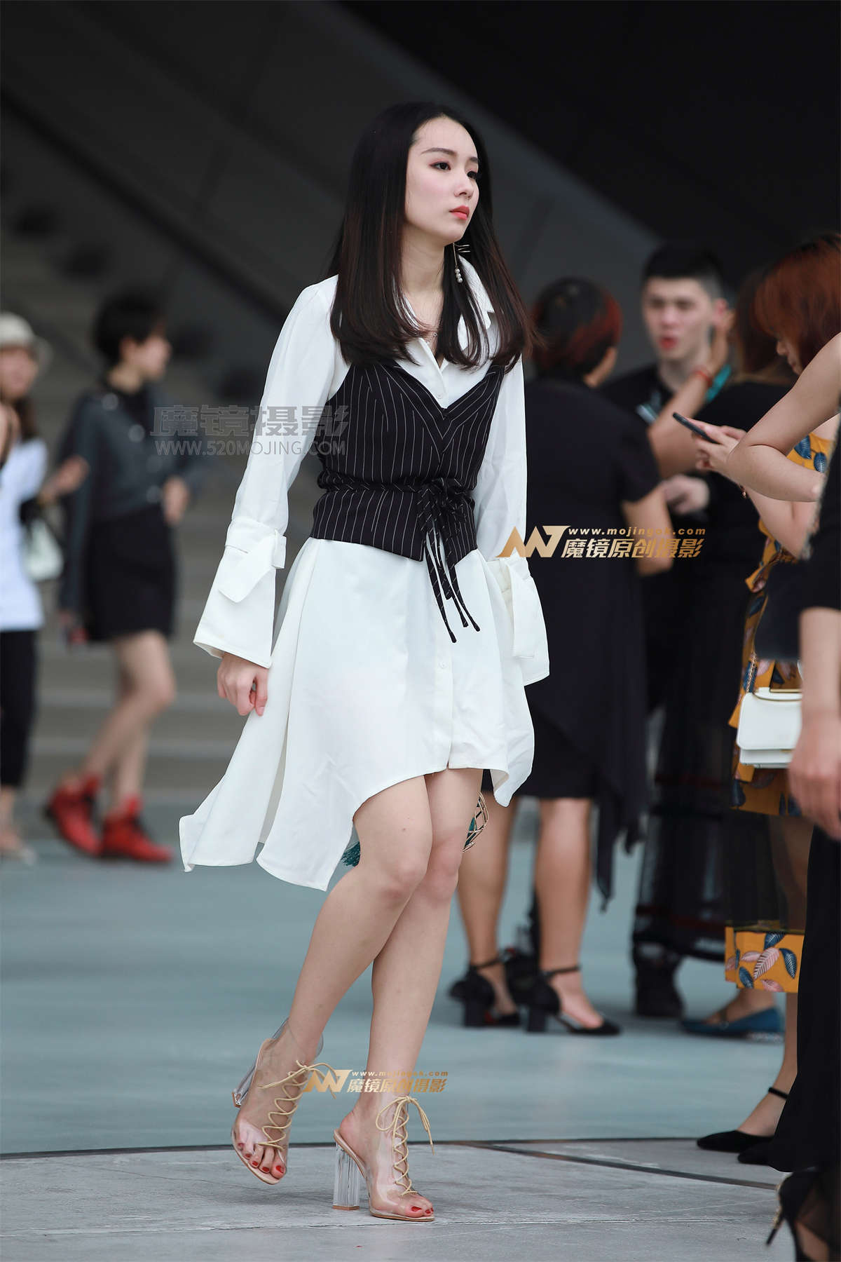 图片[2]-【风舞赛贴】连衣裙，美腿，美女-日更街拍