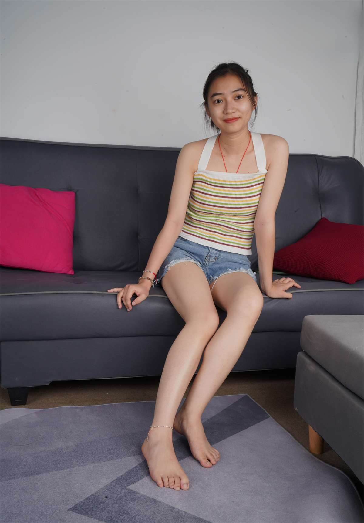 aapary摄影 No.158 莉莉高跟加可爱小美脚展示-日更街拍