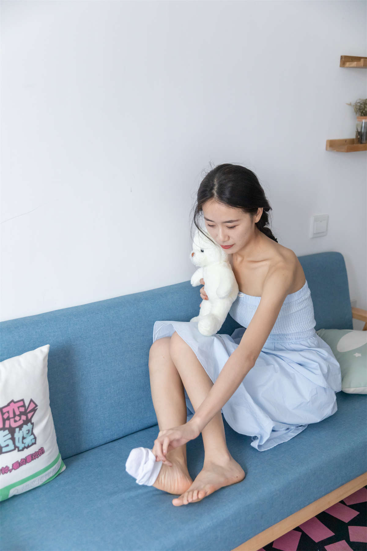 物恋传媒 NO.842 菜菜-真水无香-日更街拍