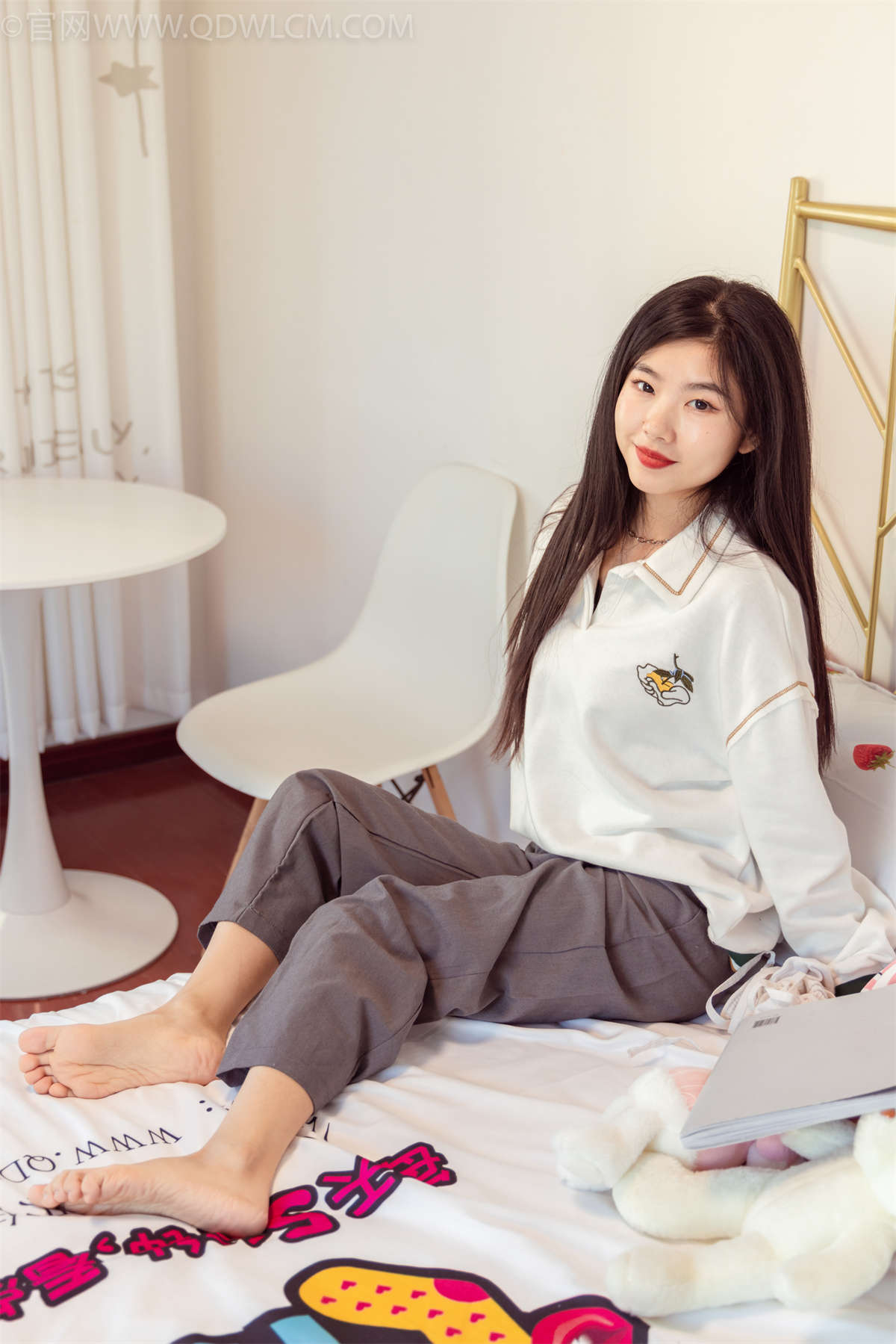 图片[2]-物恋传媒 NO.1085 米米-与可爱相伴-日更街拍