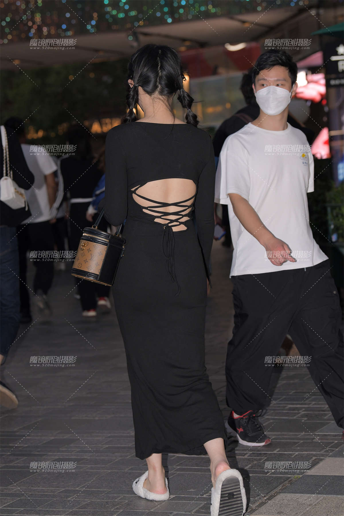 图片[2]-妩媚的黑裙-日更街拍