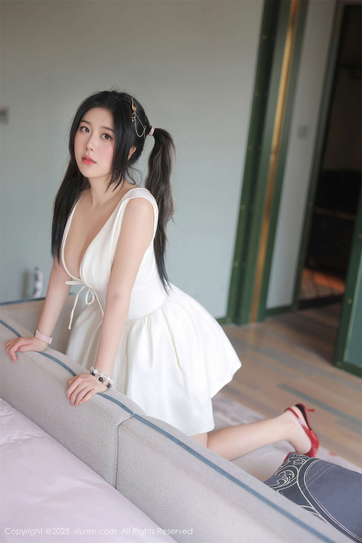 图片[2]-Xiuren秀人网 2025.05.12 NO.10262 诺诺Hsu-日更街拍