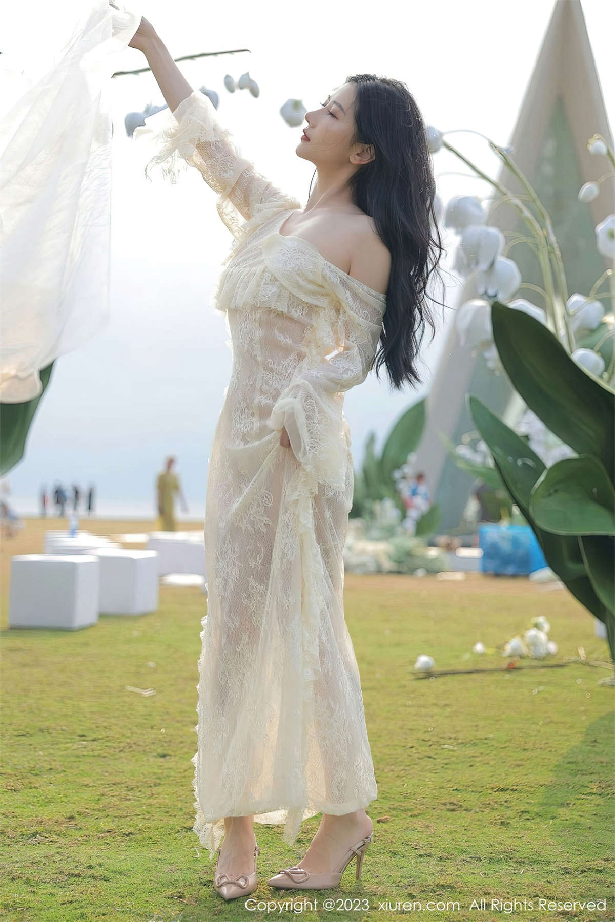 Xiuren秀人网 2023.02.22 No.6303 尹甜甜-日更街拍