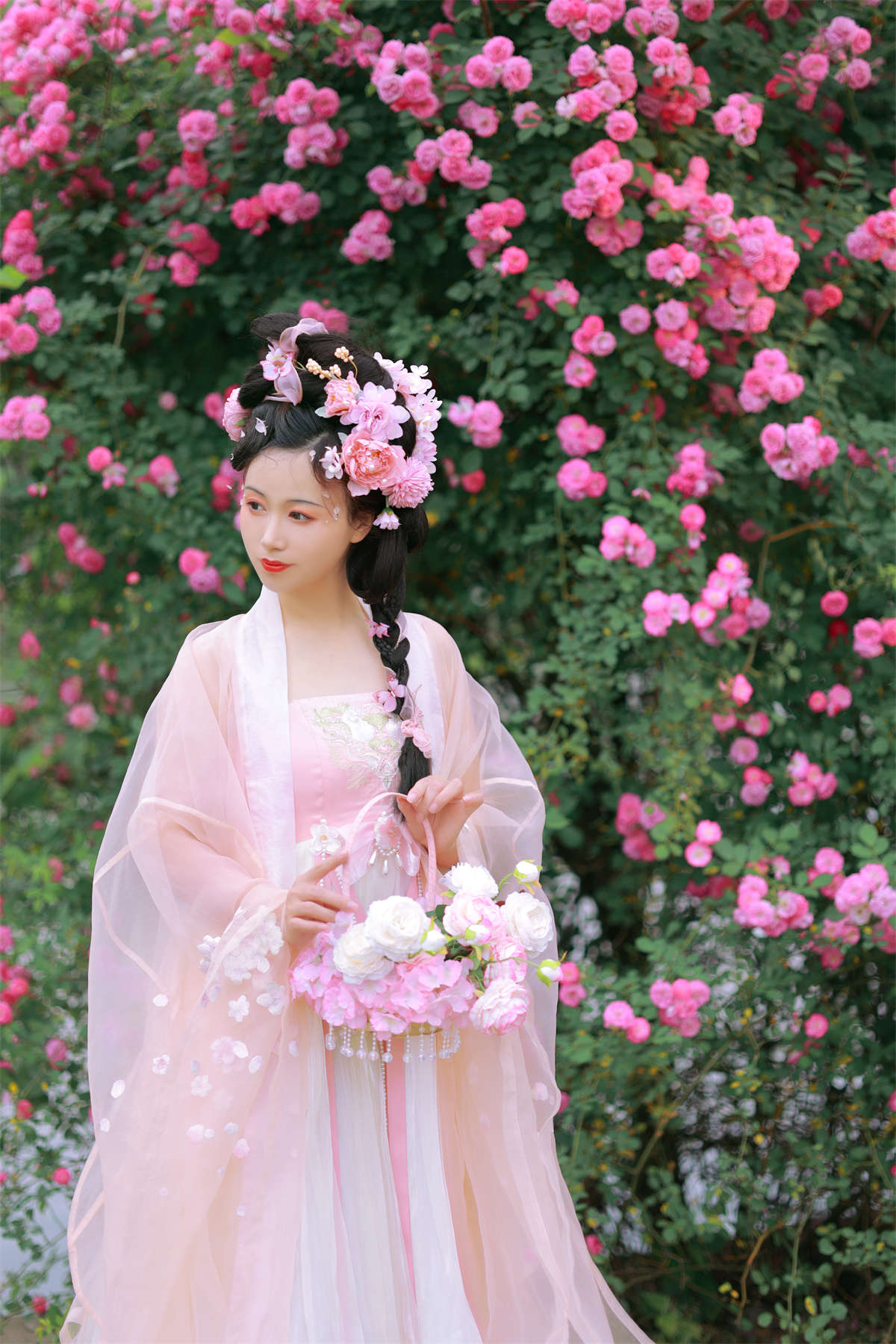 图片[2]-YITUYU艺图语 2022.06.18 蔷薇花神 笑笑-日更街拍