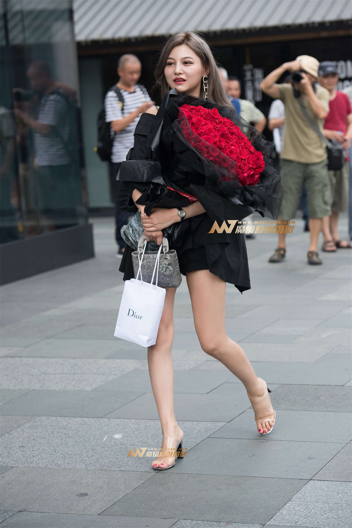 约会吗？小姐姐-日更街拍