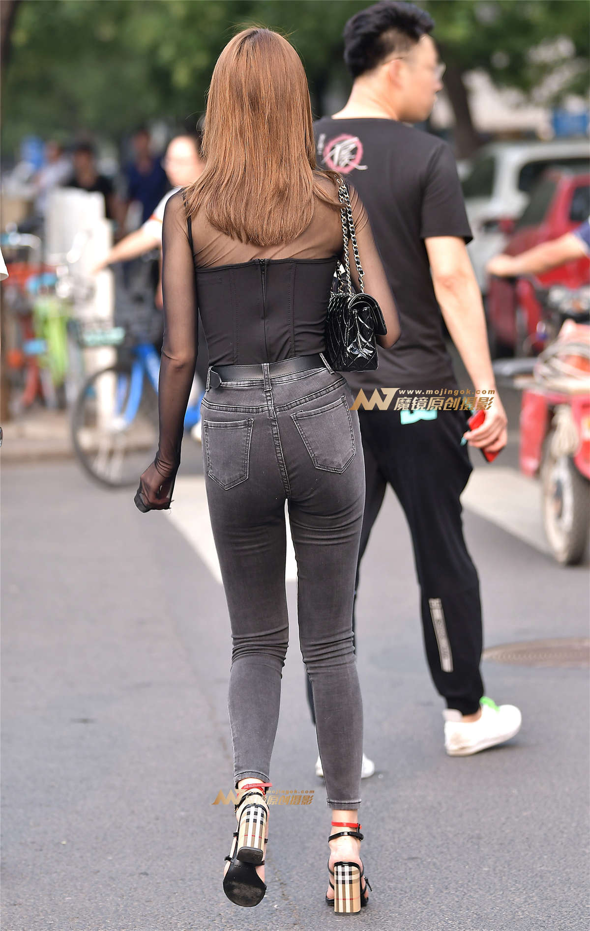 图片[2]-左手倒影赛贴：时尚性感魅力美女-日更街拍