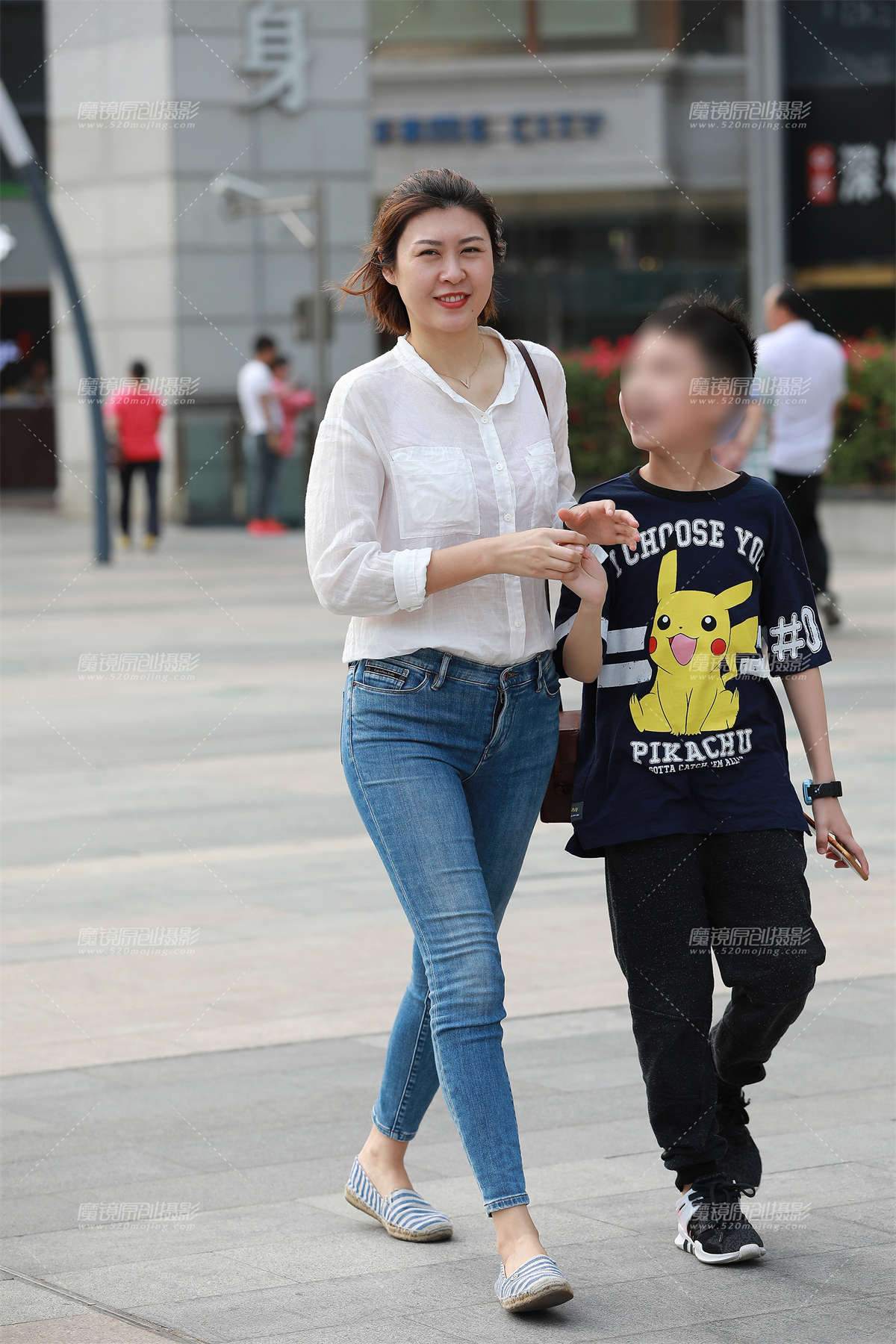 长腿紧牛__-日更街拍