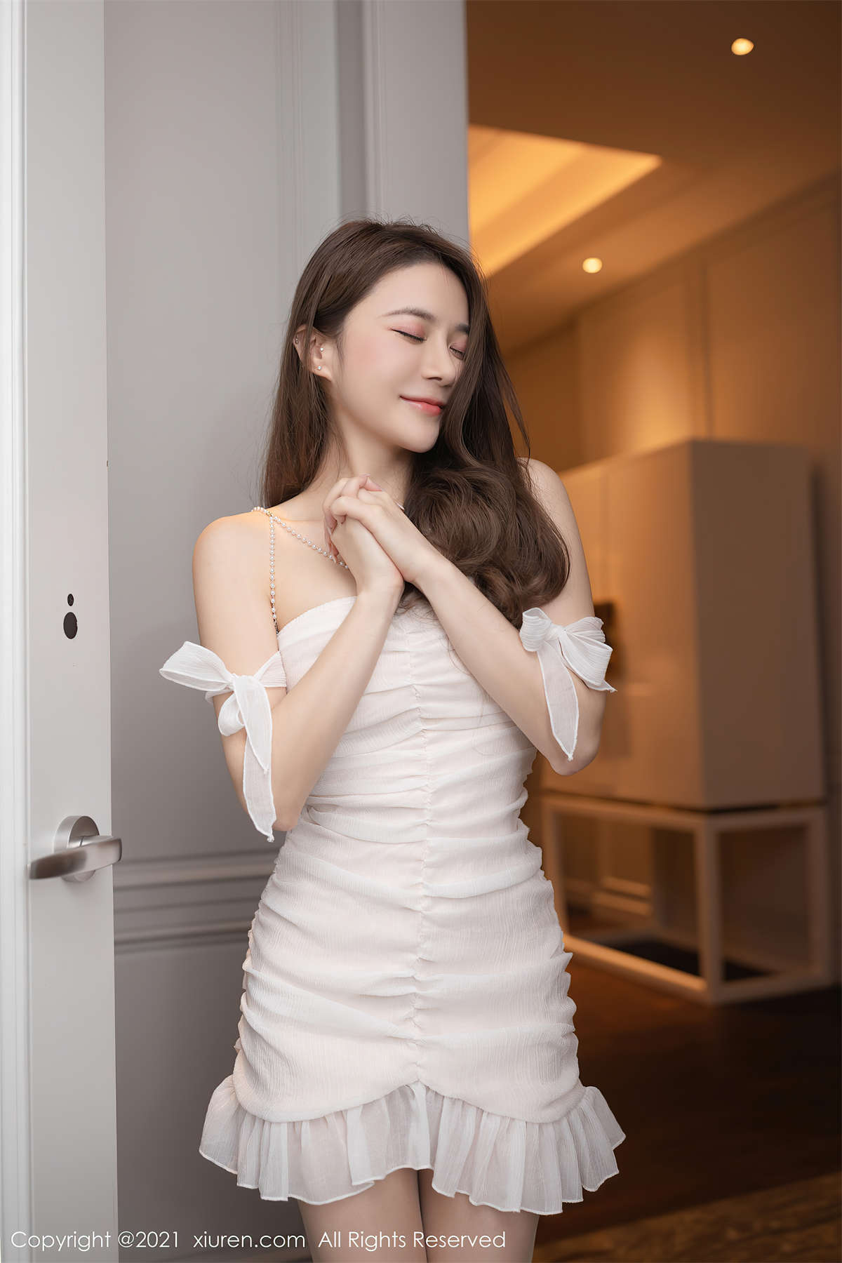 Xiuren秀人网 2021.05.21 NO.3447 鱼子酱Fish-日更街拍