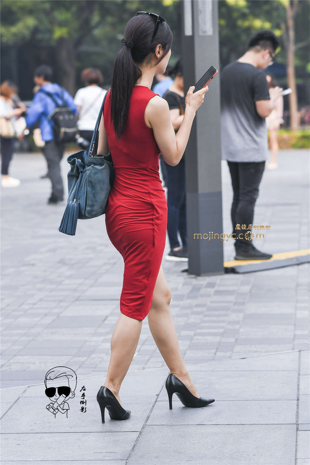 图片[2]-身材性感少妇的韵味-日更街拍