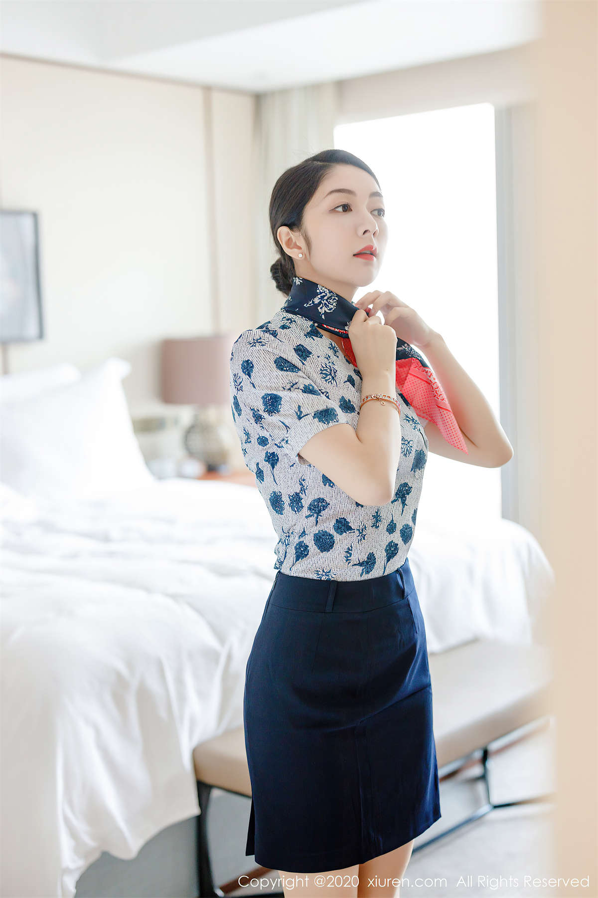 图片[2]-Xiuren秀人网 2020.07.08 NO.2305 Angela小热巴-日更街拍