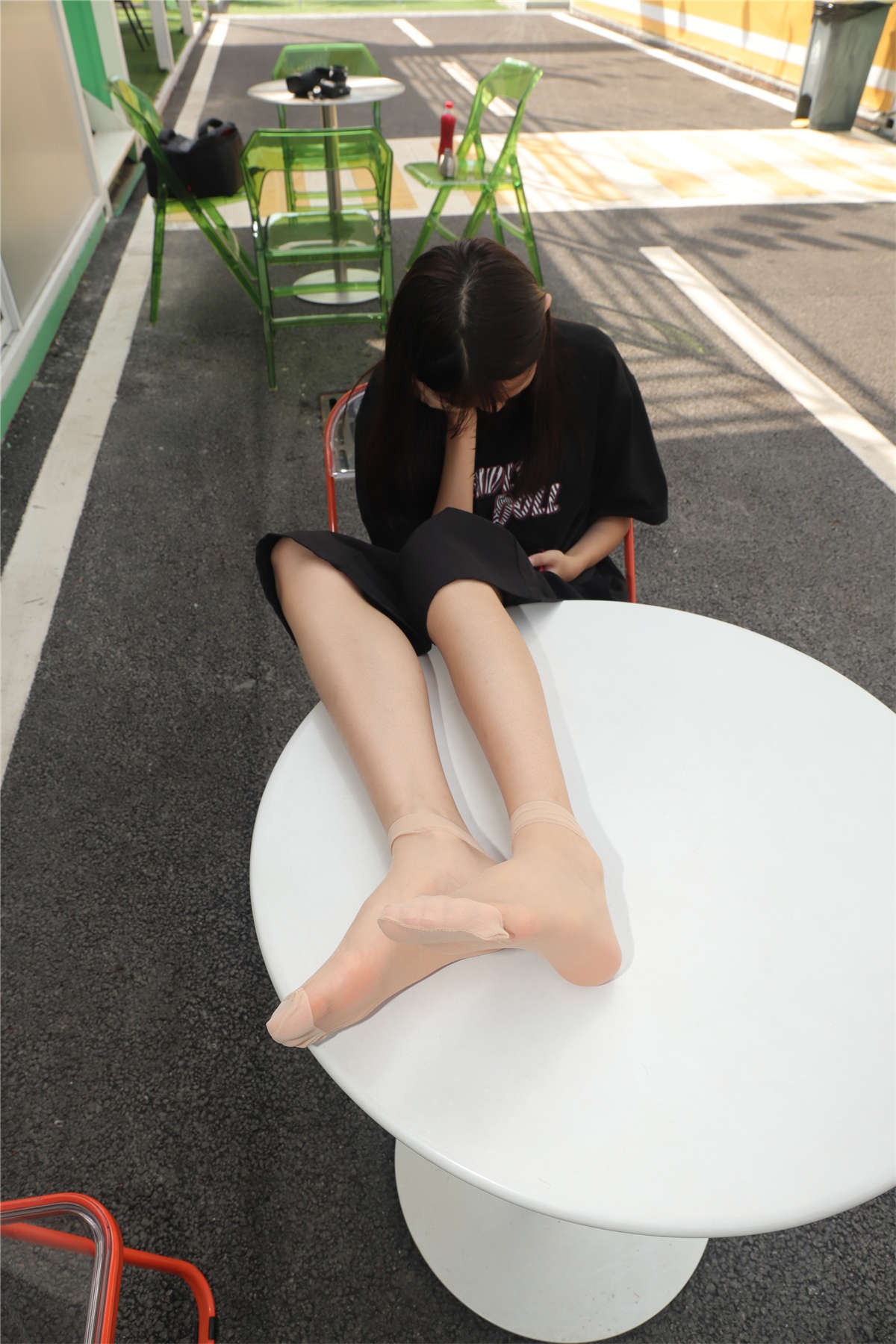 图片[2]-aapary摄影 No.035 表妹肉丝首秀-日更街拍