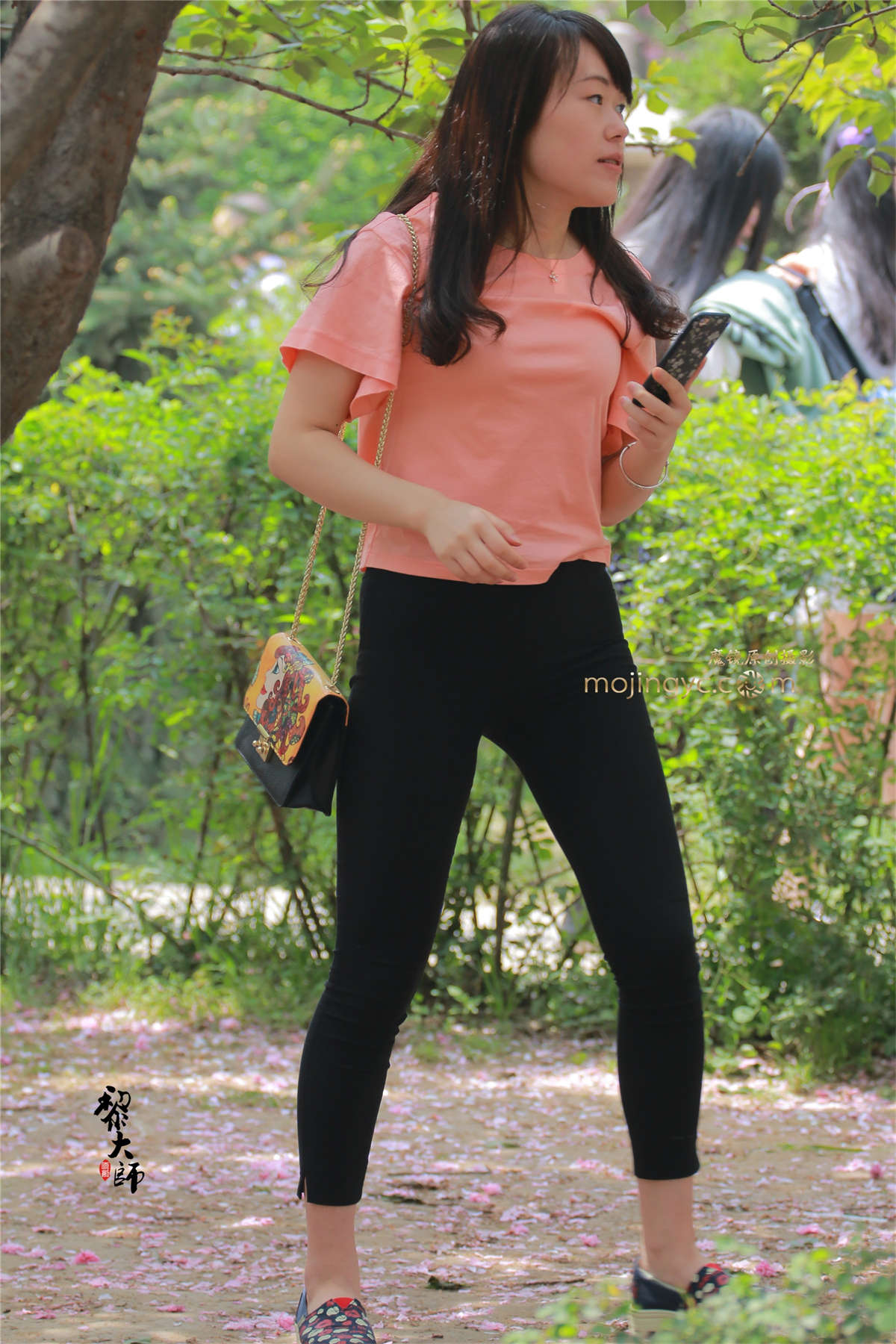 【女人与花系列】妹子，给你来几张大特写（35P）-日更街拍