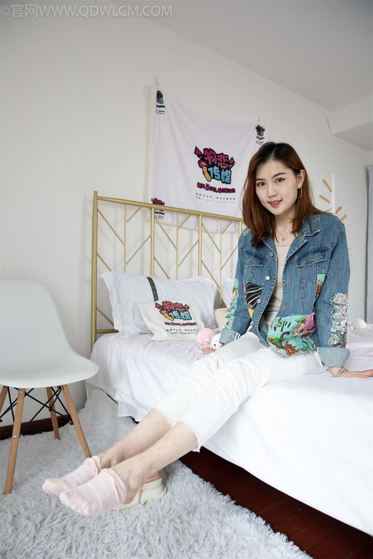 物恋传媒 NO.1090 橘子-我的怀念-日更街拍