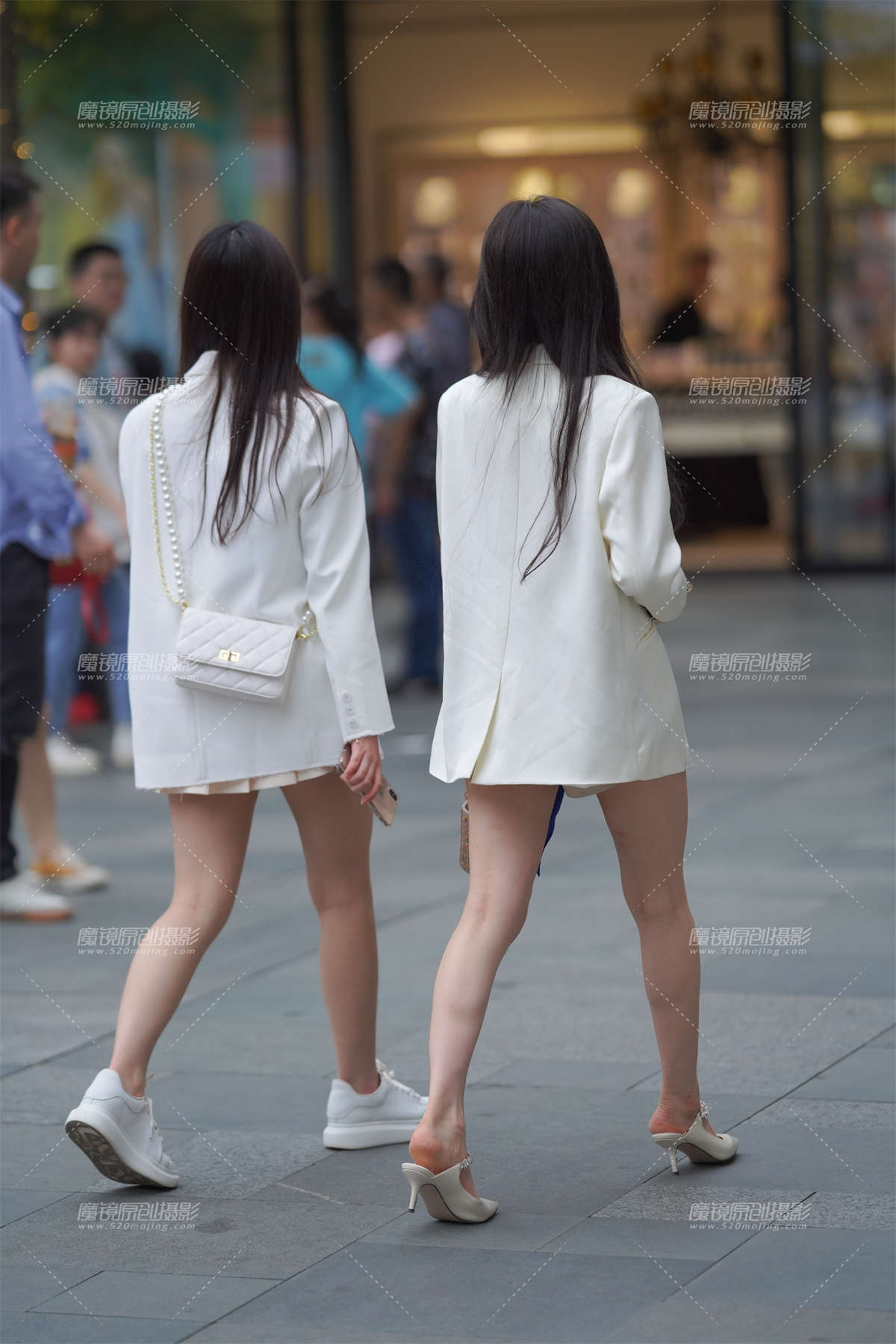 图片[2]-碧玉年华 花间美人-日更街拍