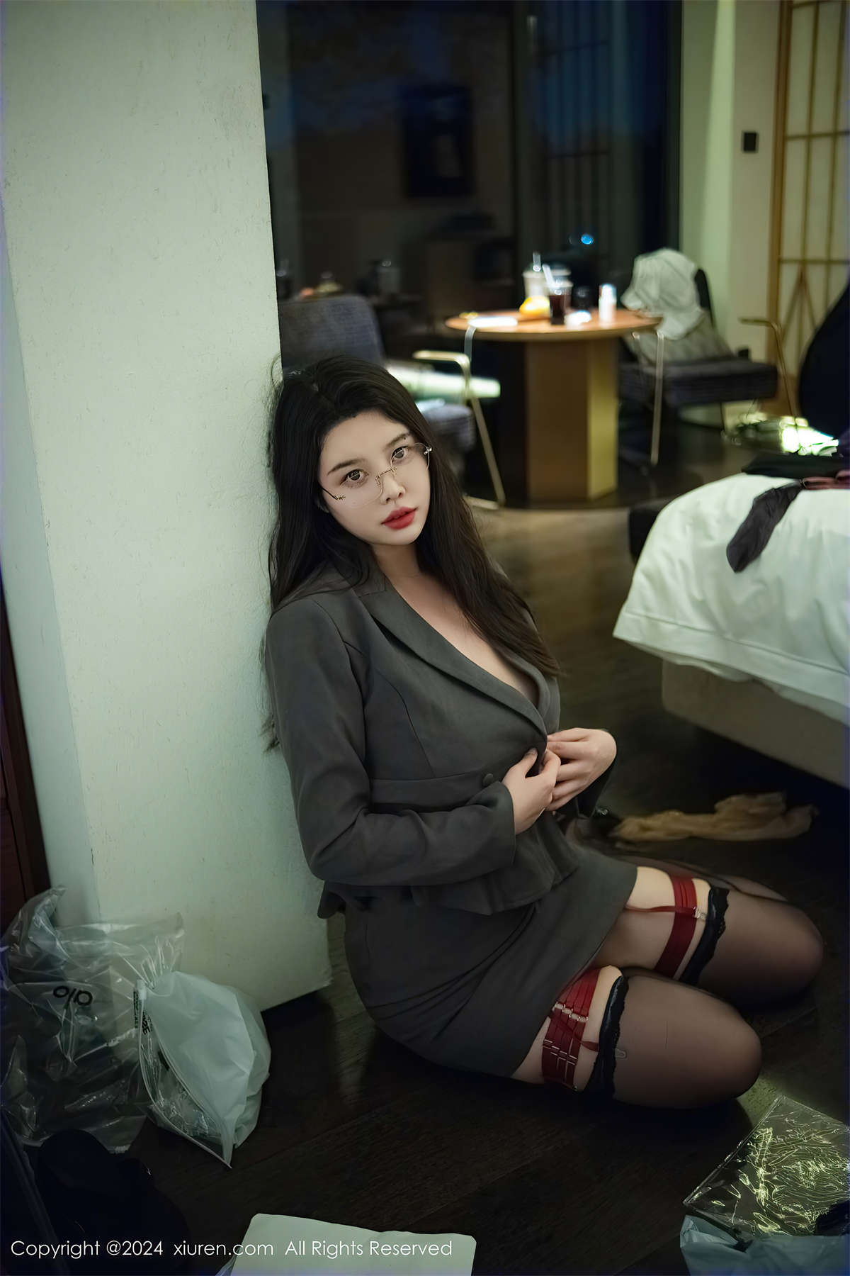 图片[2]-Xiuren秀人网 2024.10.15 NO.9287 樱桃小犊子-日更街拍