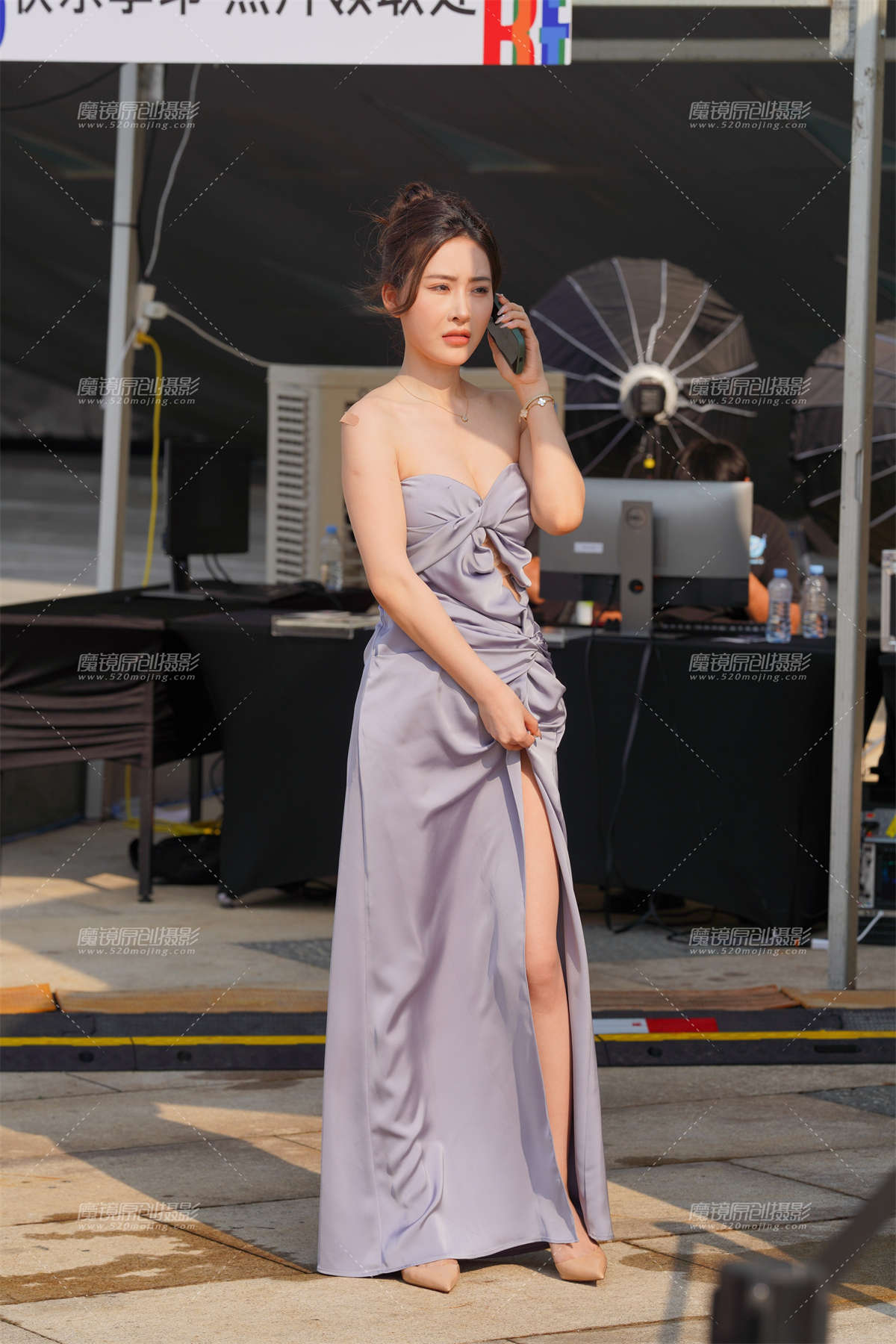 抹胸美女-日更街拍