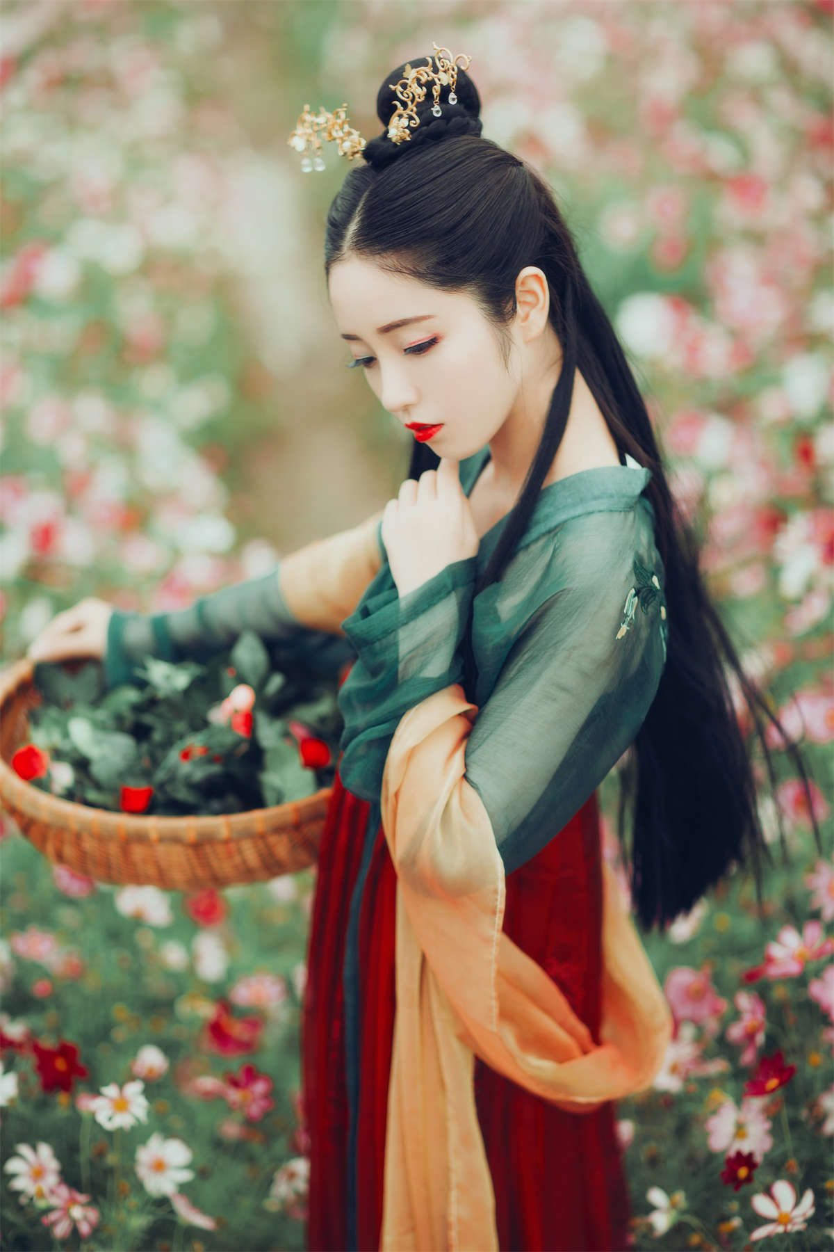 YITUYU艺图语 2023.04.26 花语 小温暖想要个大太阳-日更街拍