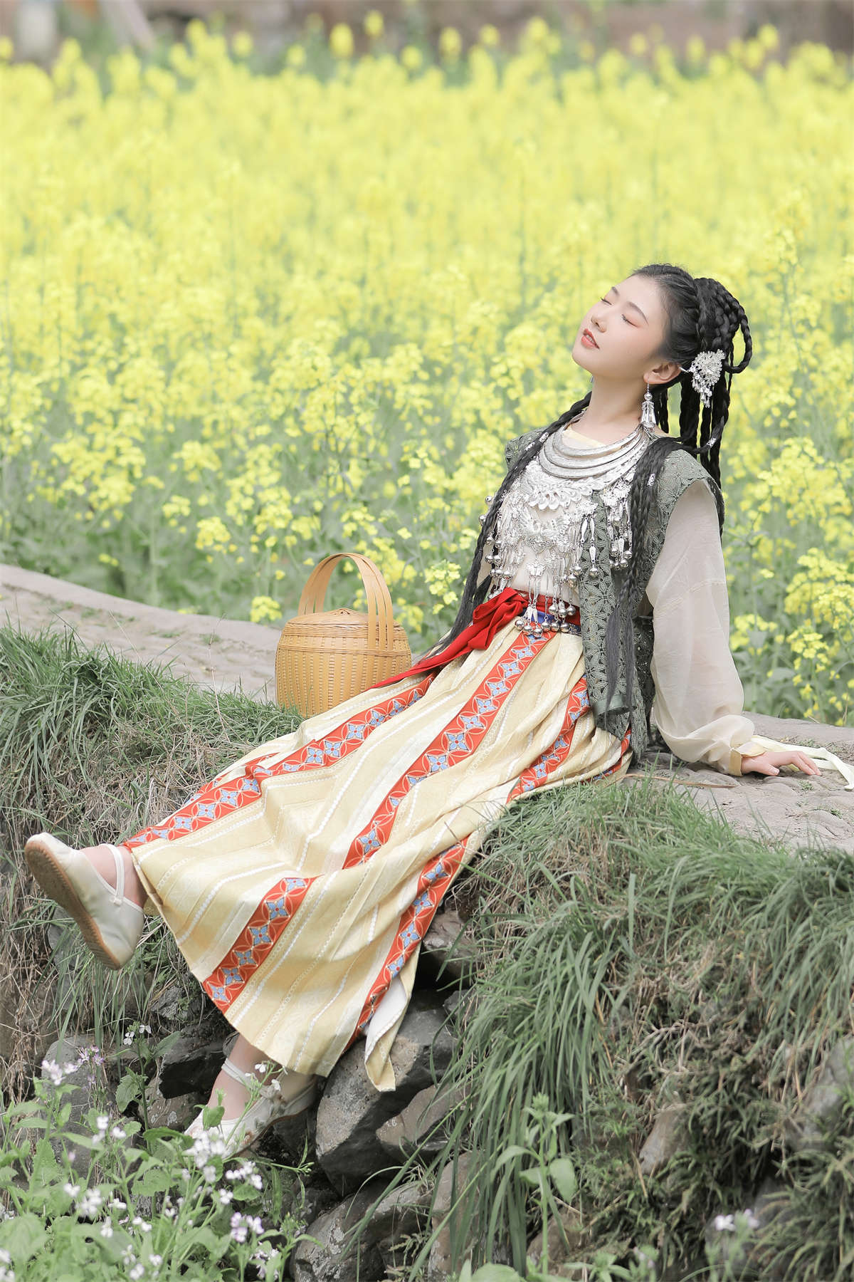 YITUYU艺图语 2022.06.29 游记 酸辣湯兒-日更街拍