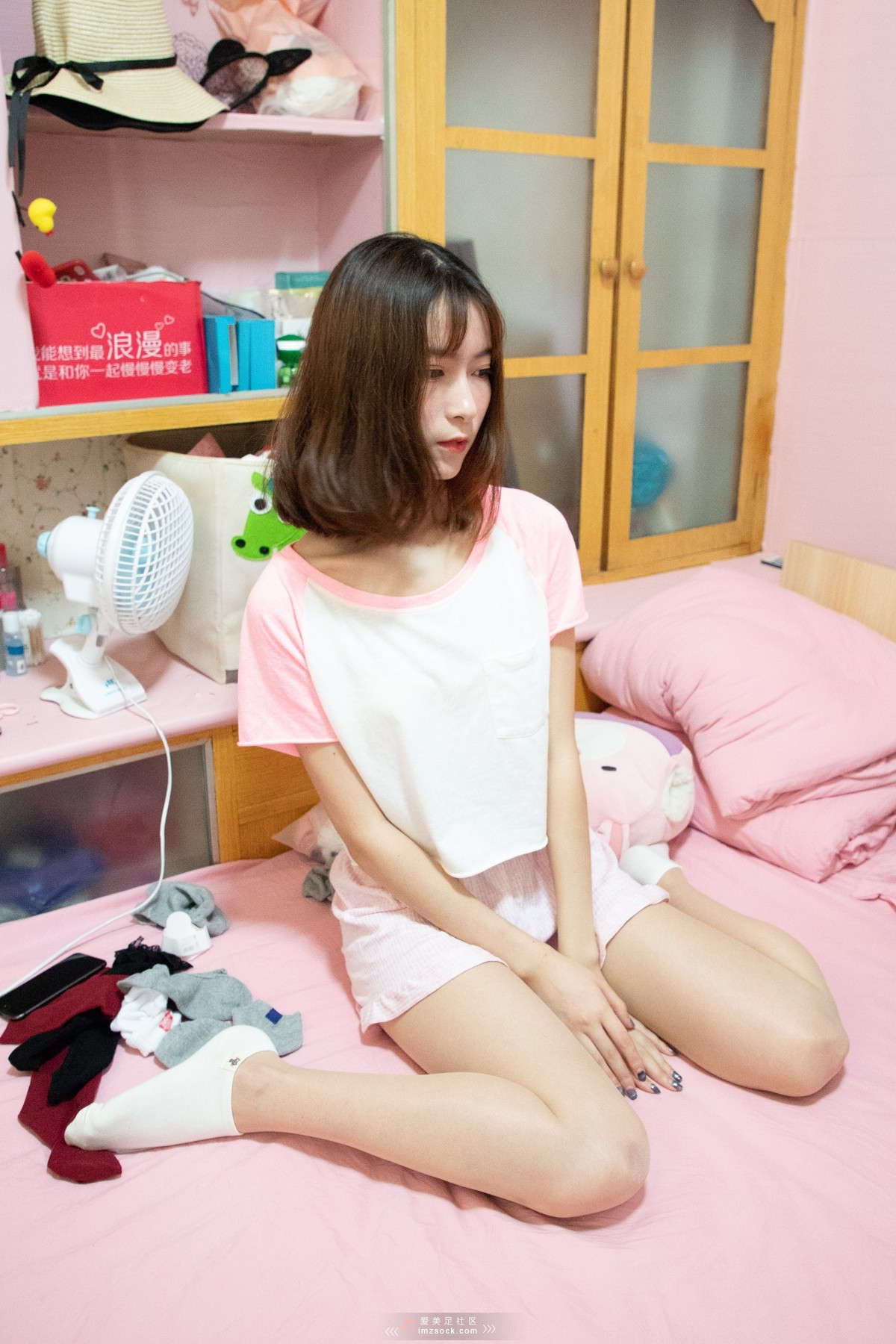 MZSOCK-2018 No.295 猫儿粉嫩系肉丝小白袜【下部】-日更街拍