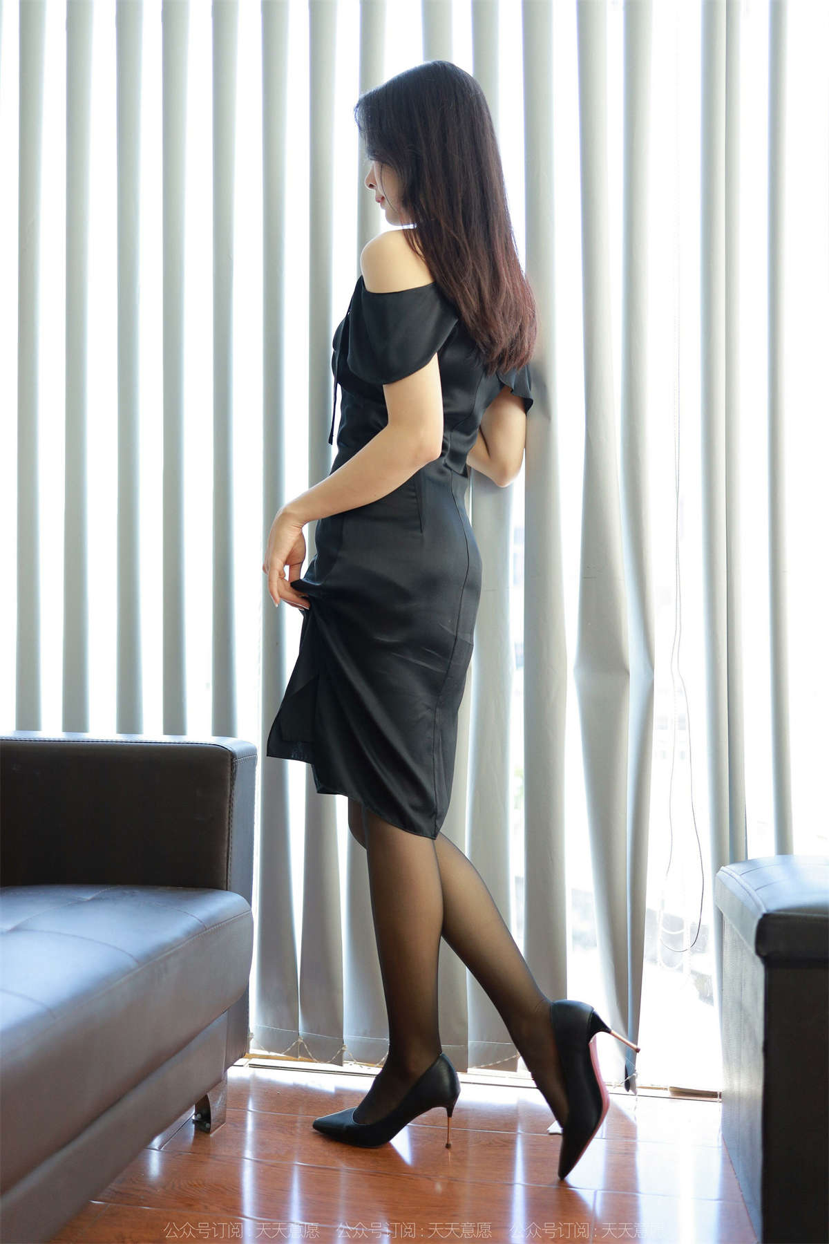 图片[2]-IESS异思趣向 2022.09.15 丝享家1208：小金 落地窗前的风景-日更街拍