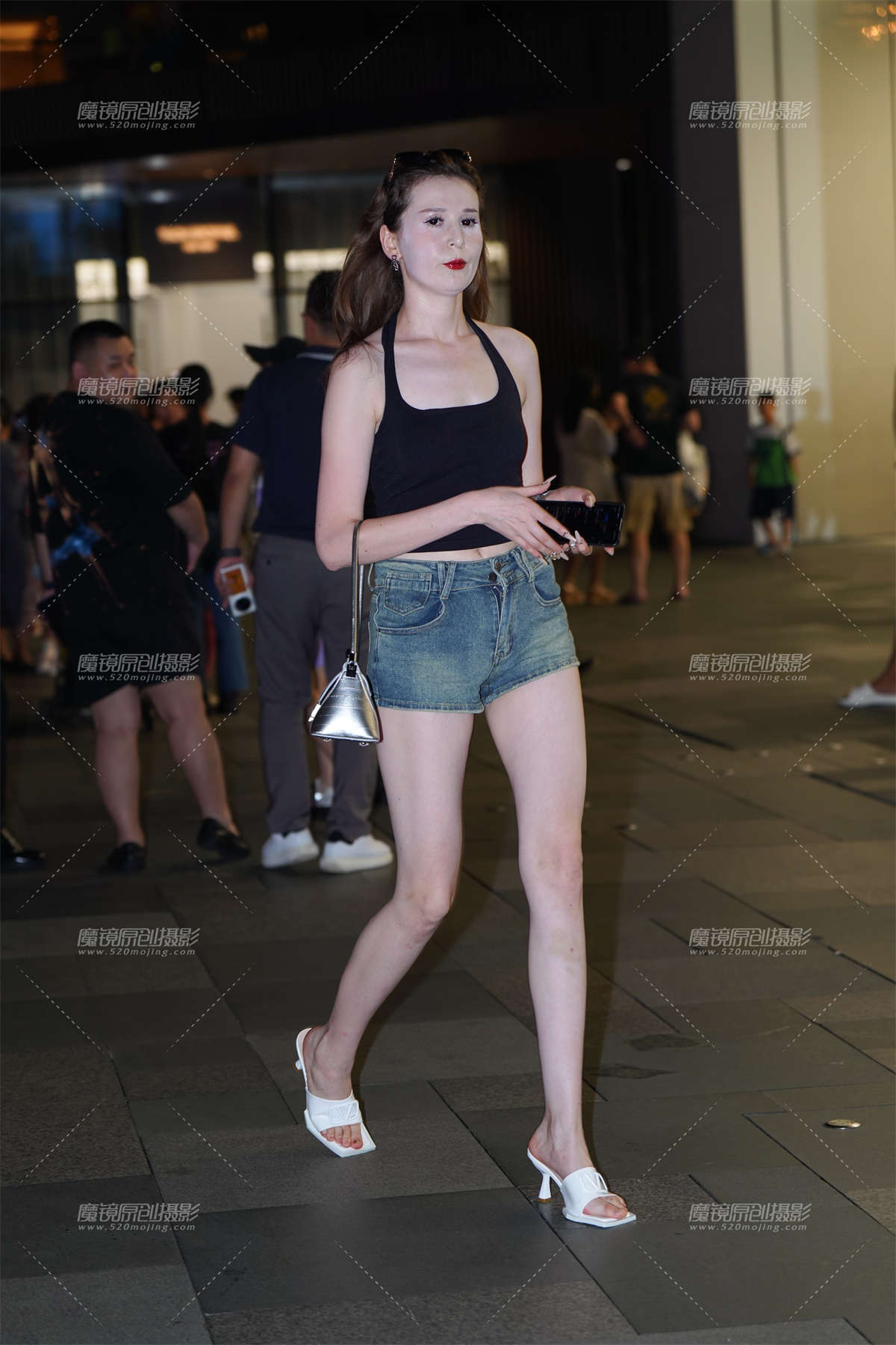 图片[2]-大长腿热裤-日更街拍