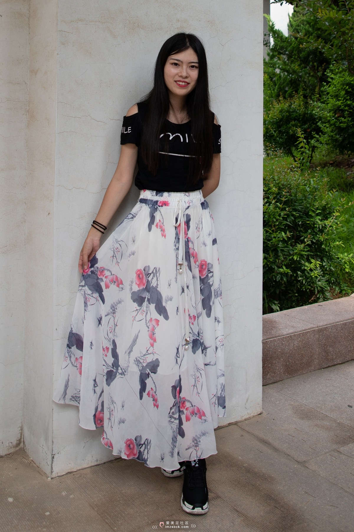 MZSOCK-2018 No.296 娇娇 棉袜加断丝裸足-日更街拍