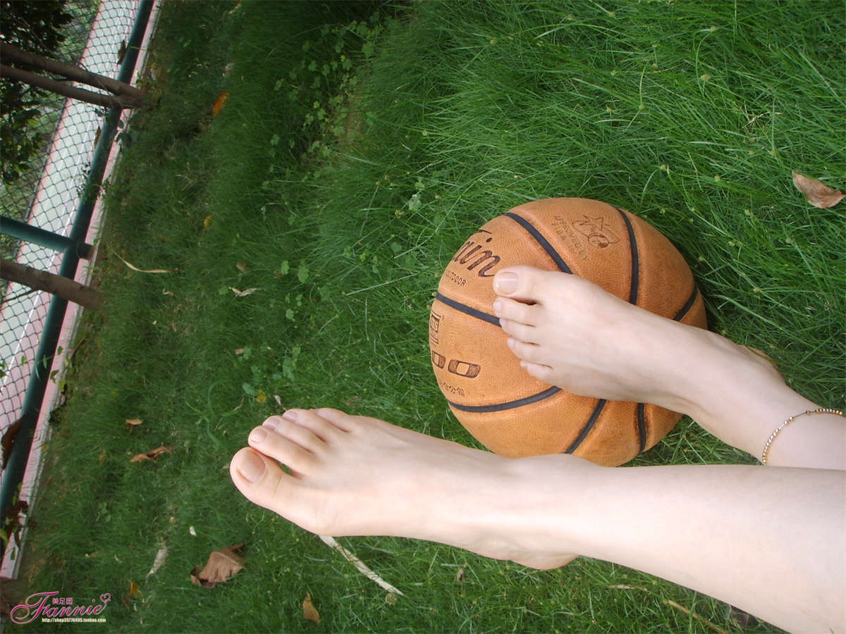 图片[2]-Fannie芬妮美足园NO.452 晨运小憩系列-日更街拍