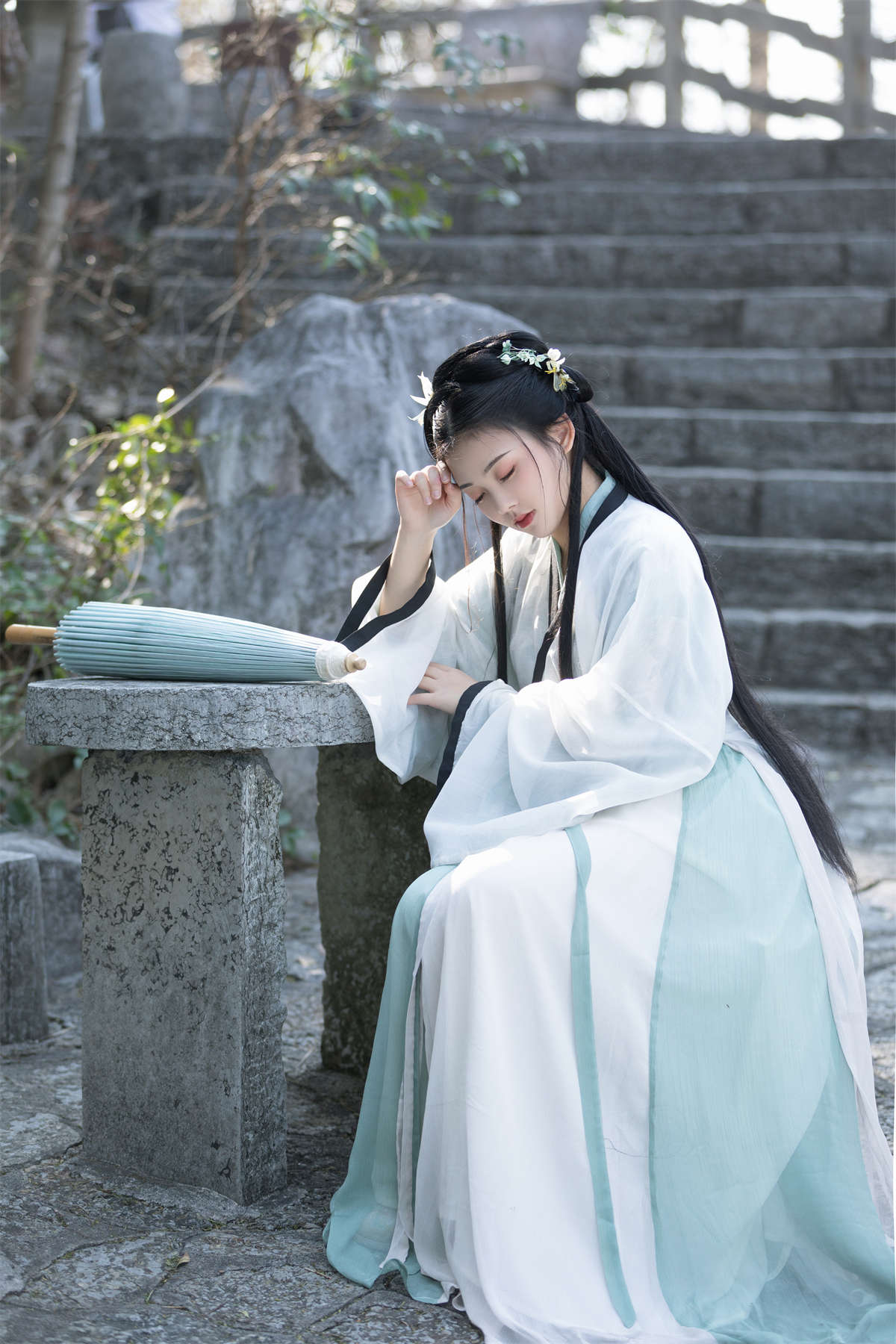 YITUYU艺图语 2023.04.26 秋怀 小谨-日更街拍