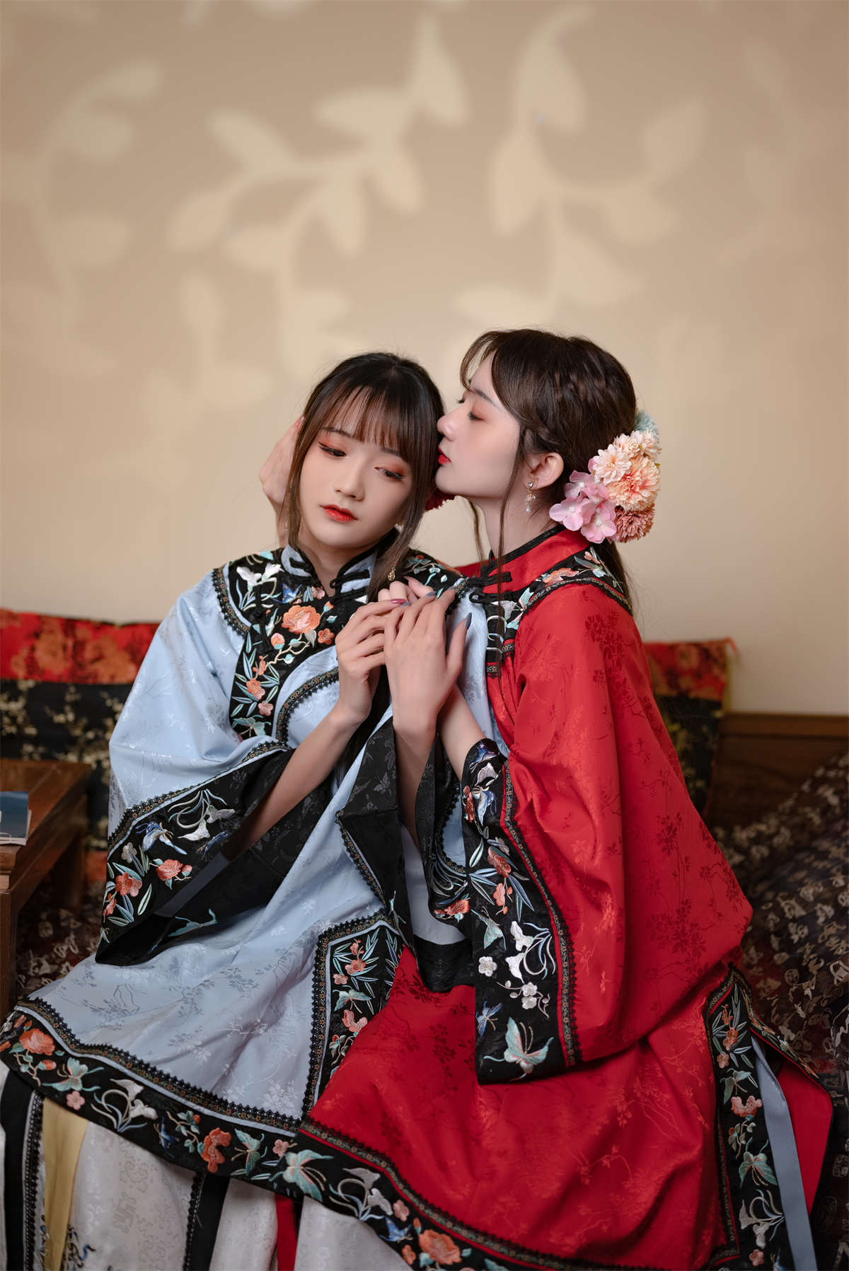YITUYU艺图语 2022.06.30 深闺 兔子Zzz不吃胡萝卜-日更街拍
