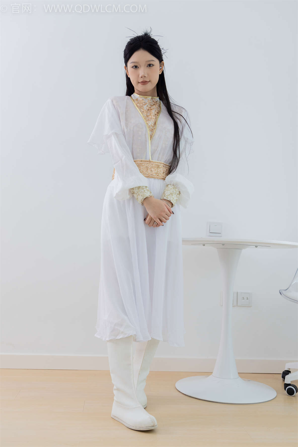 物恋传媒 NO.1731 小竹-雪山飞狐-日更街拍