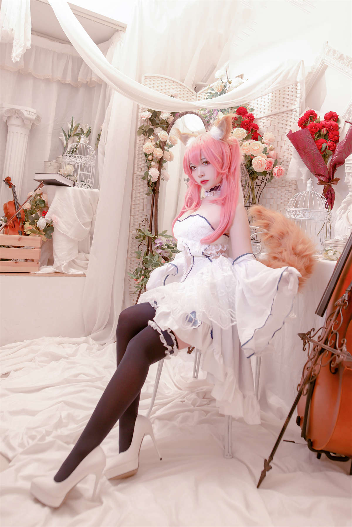 高产型Coser-二佐Nisa fate玉藻前婚纱-日更街拍