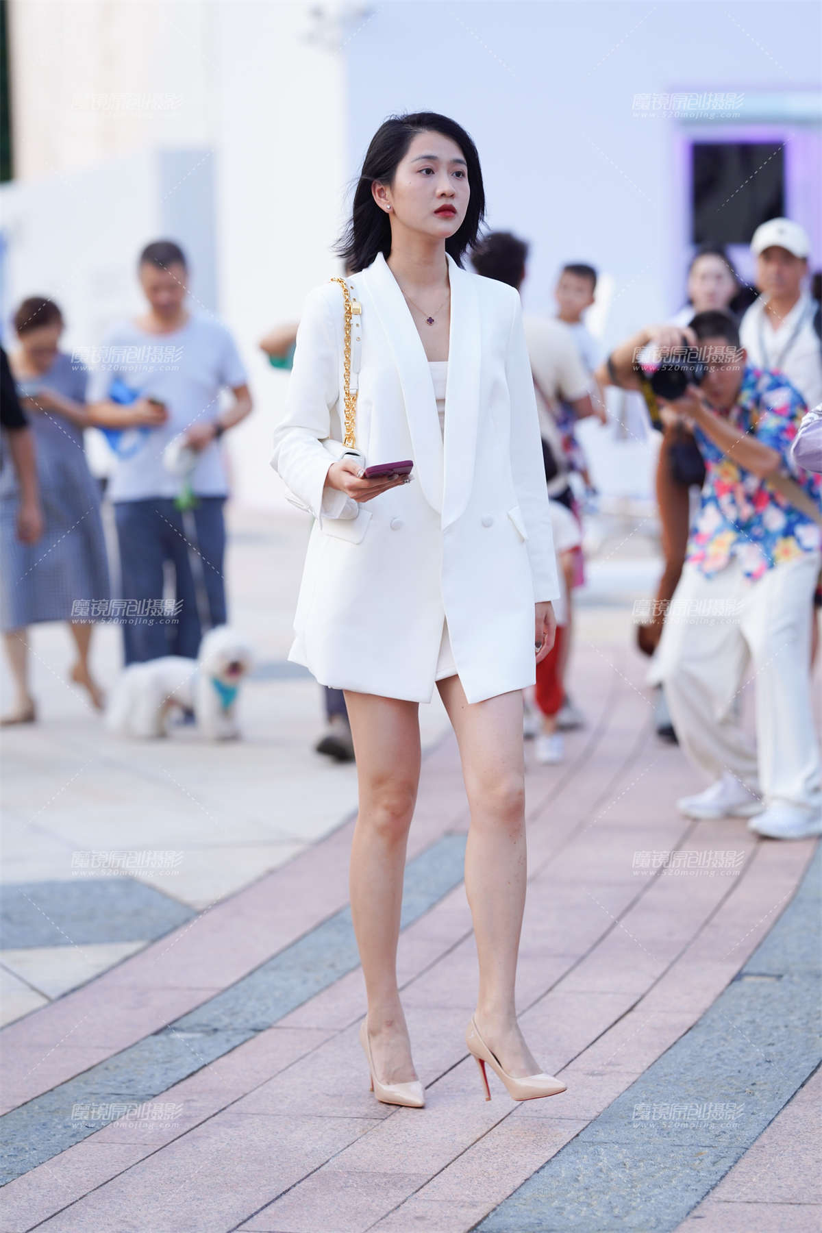 图片[2]-俏皮大长腿-日更街拍